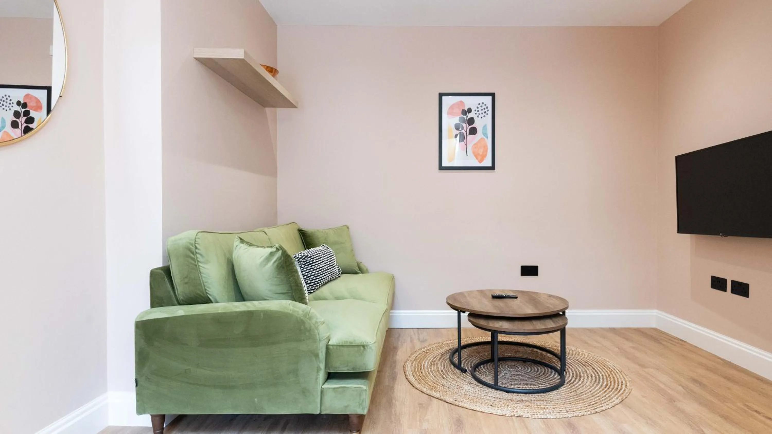 Living room in Lamington Apartments - London Hammersmith