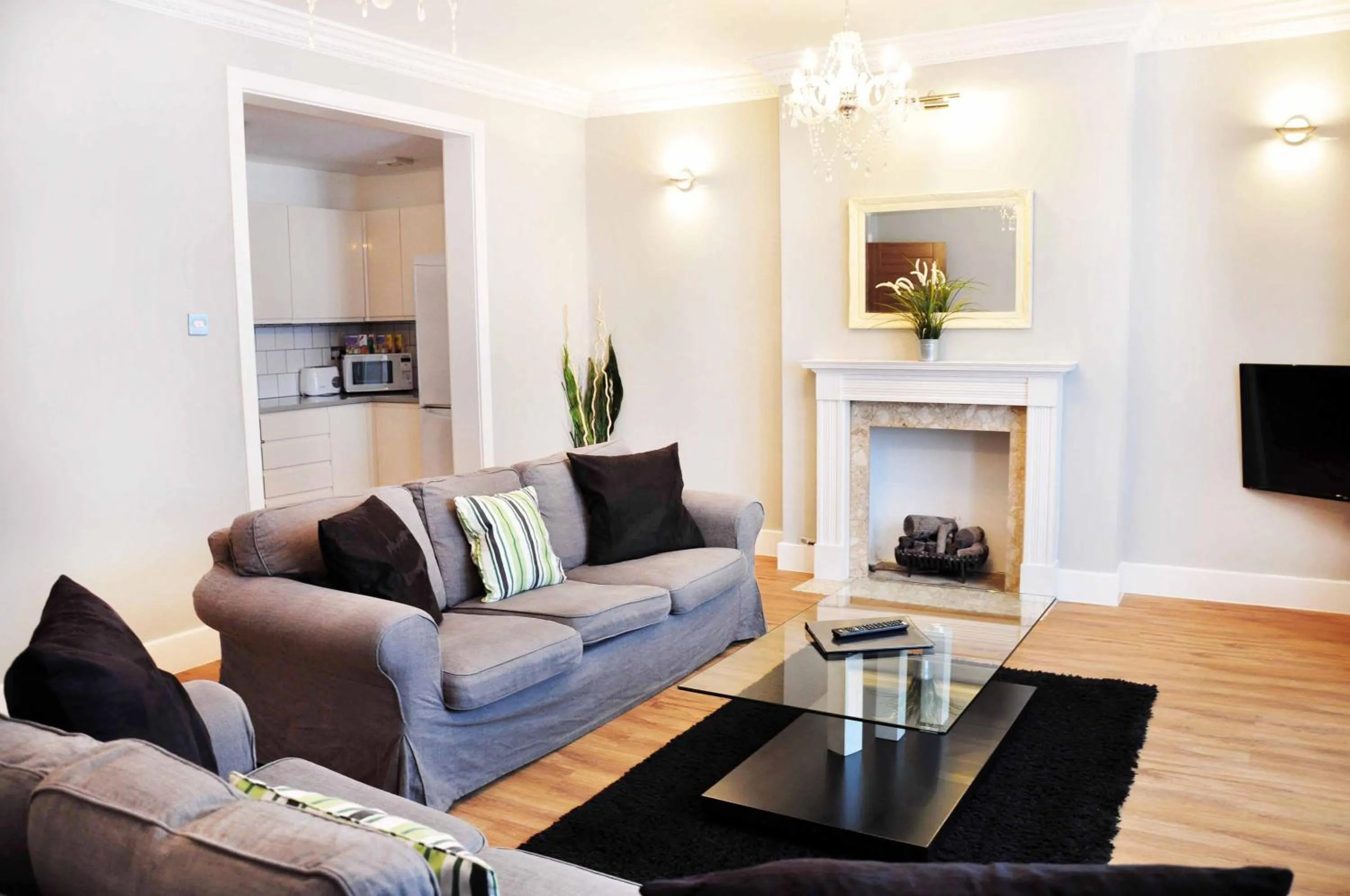 Living room in Lamington Apartments - London Hammersmith