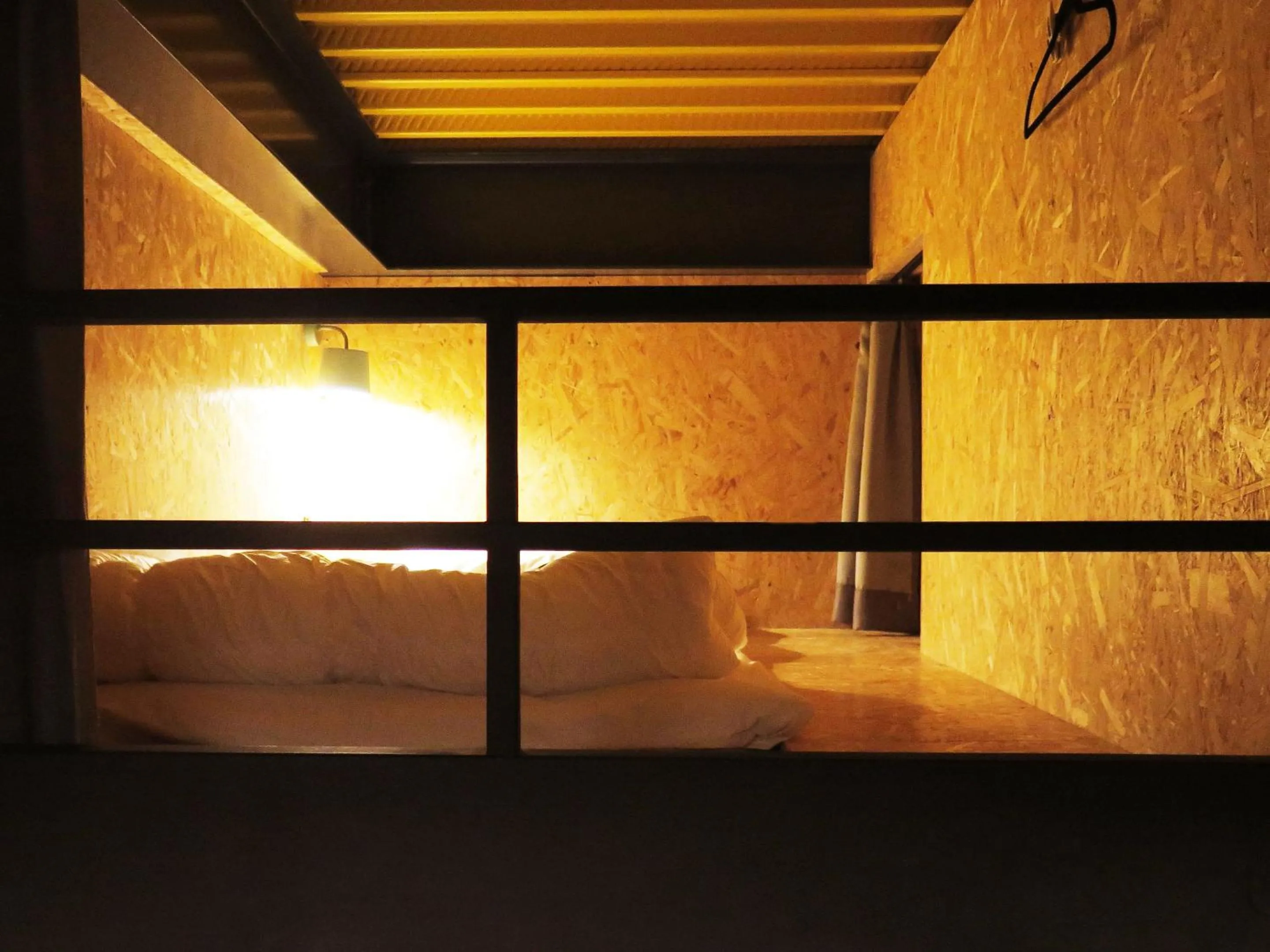 Bed in ADLIV/Factry Stay/工場に泊まれる