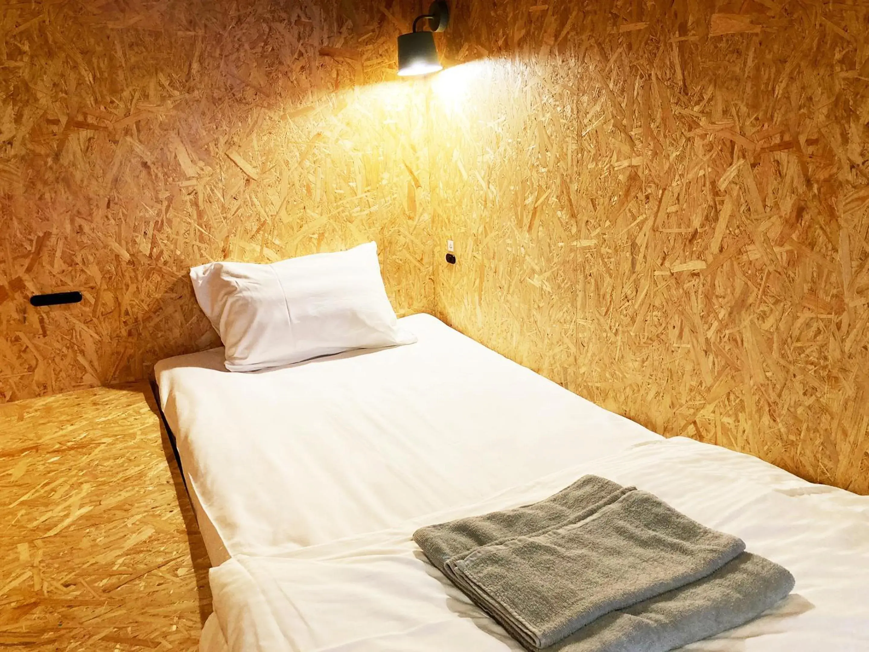 Single Bed in Mixed Dormitory Room in ADLIV/Factry Stay/工場に泊まれる Single Bed in Mixed Dormitory Room in ADLIV/Factry Stay/工場に泊まれる