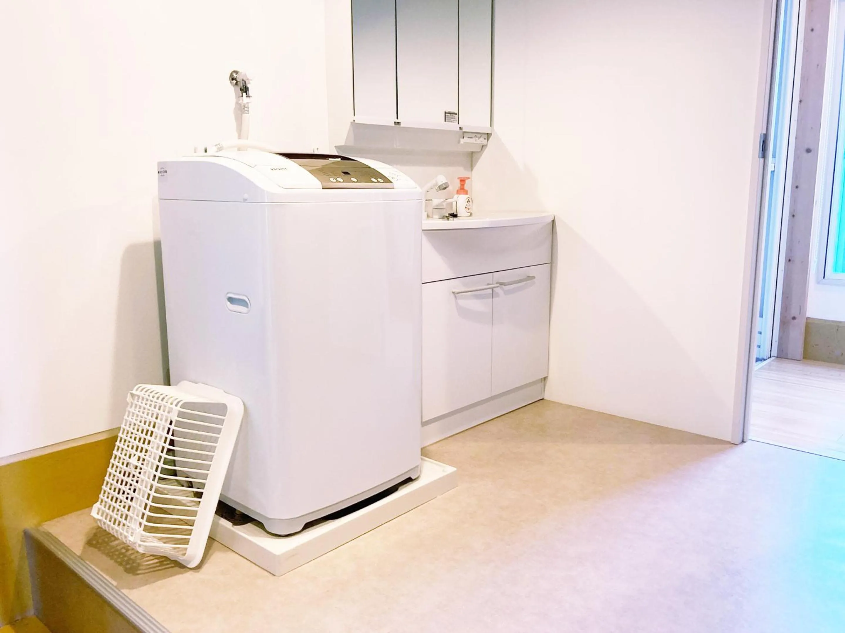 washing machine in ADLIV/Factry Stay/工場に泊まれる