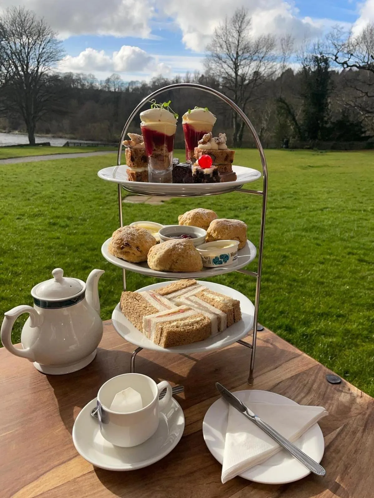 Food and drinks in Dryburgh Abbey Hotel