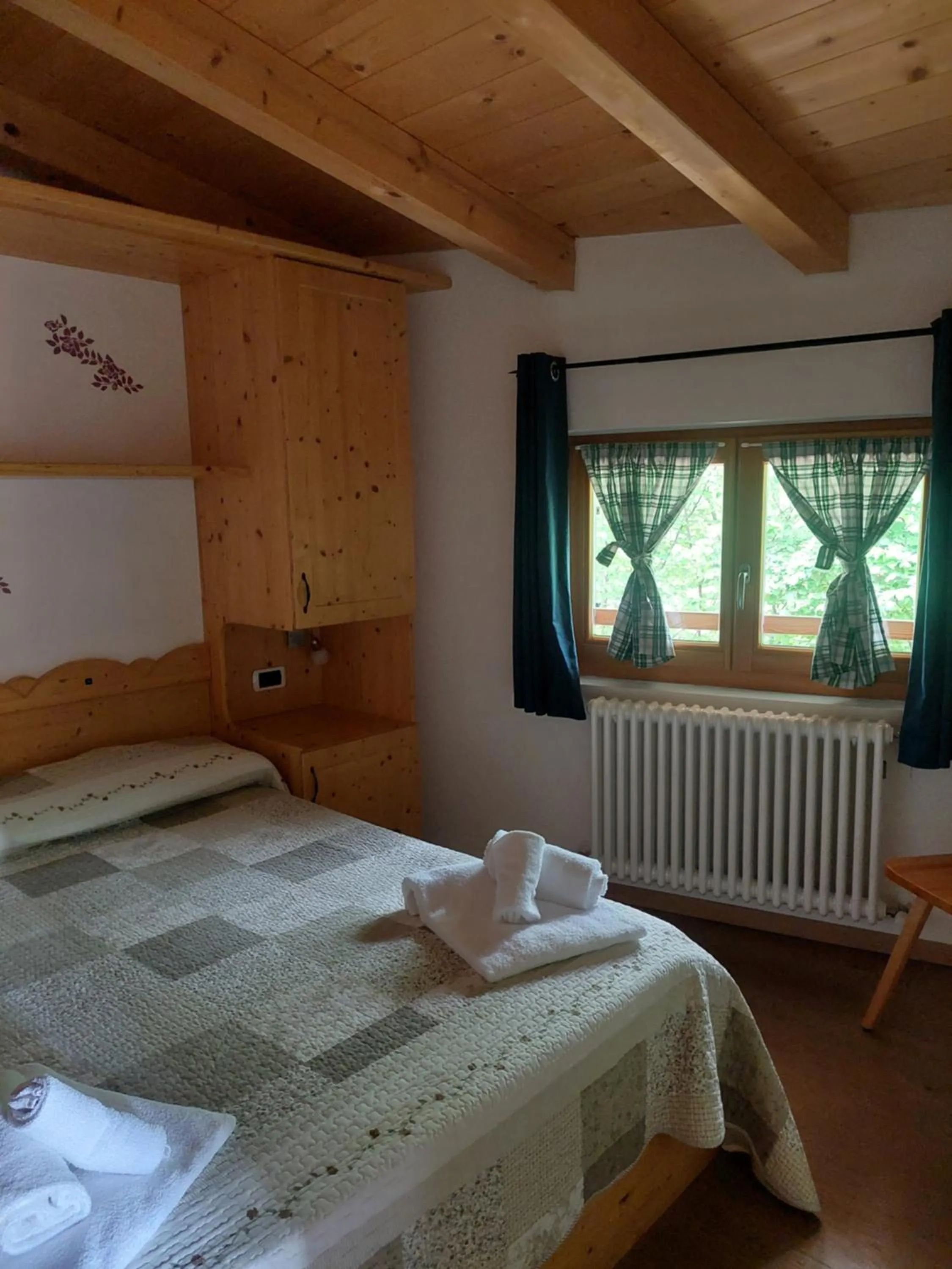 Bed in Camping Al Lago Ledro