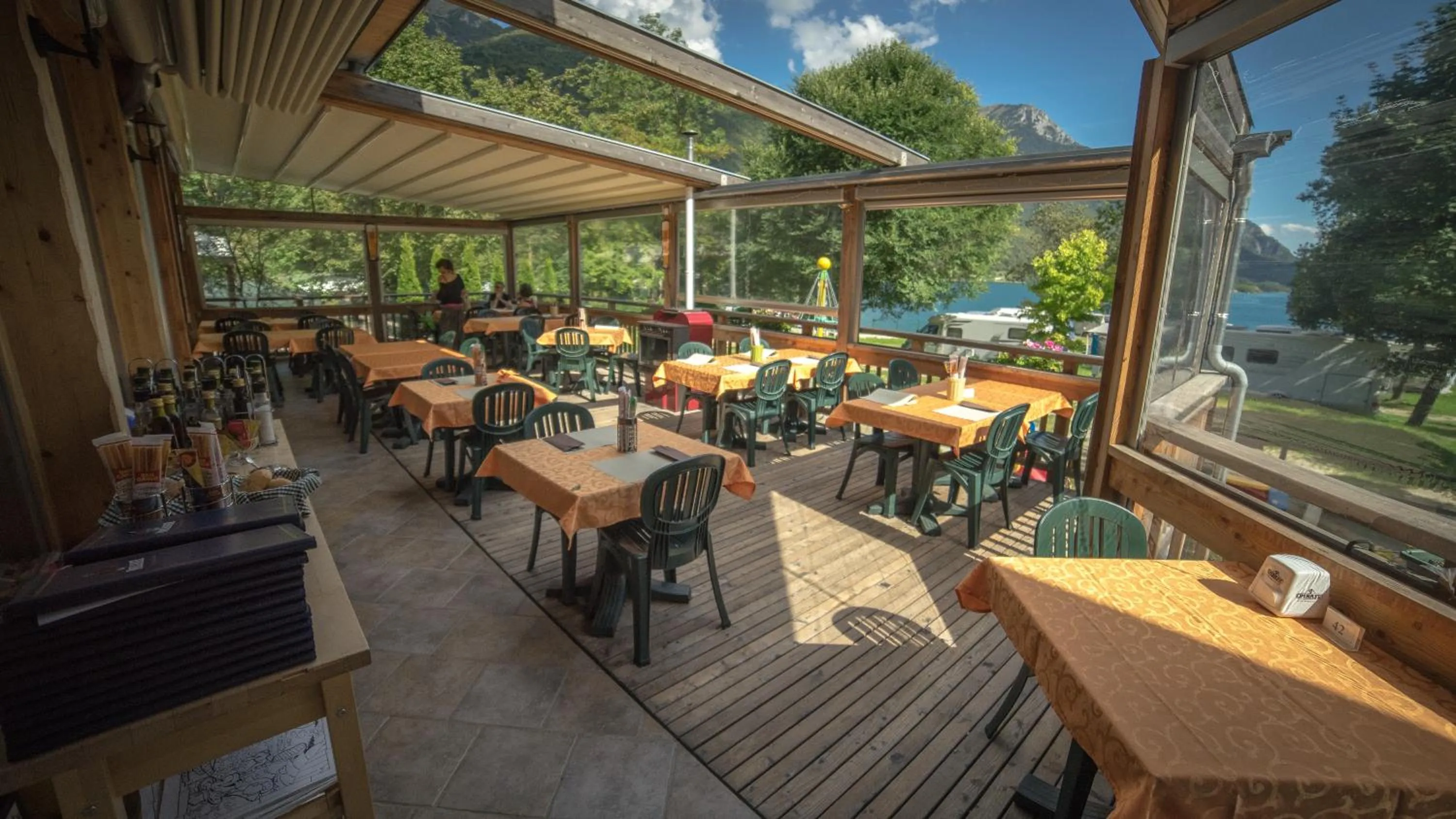 Restaurant/places to eat in Camping Al Lago Ledro