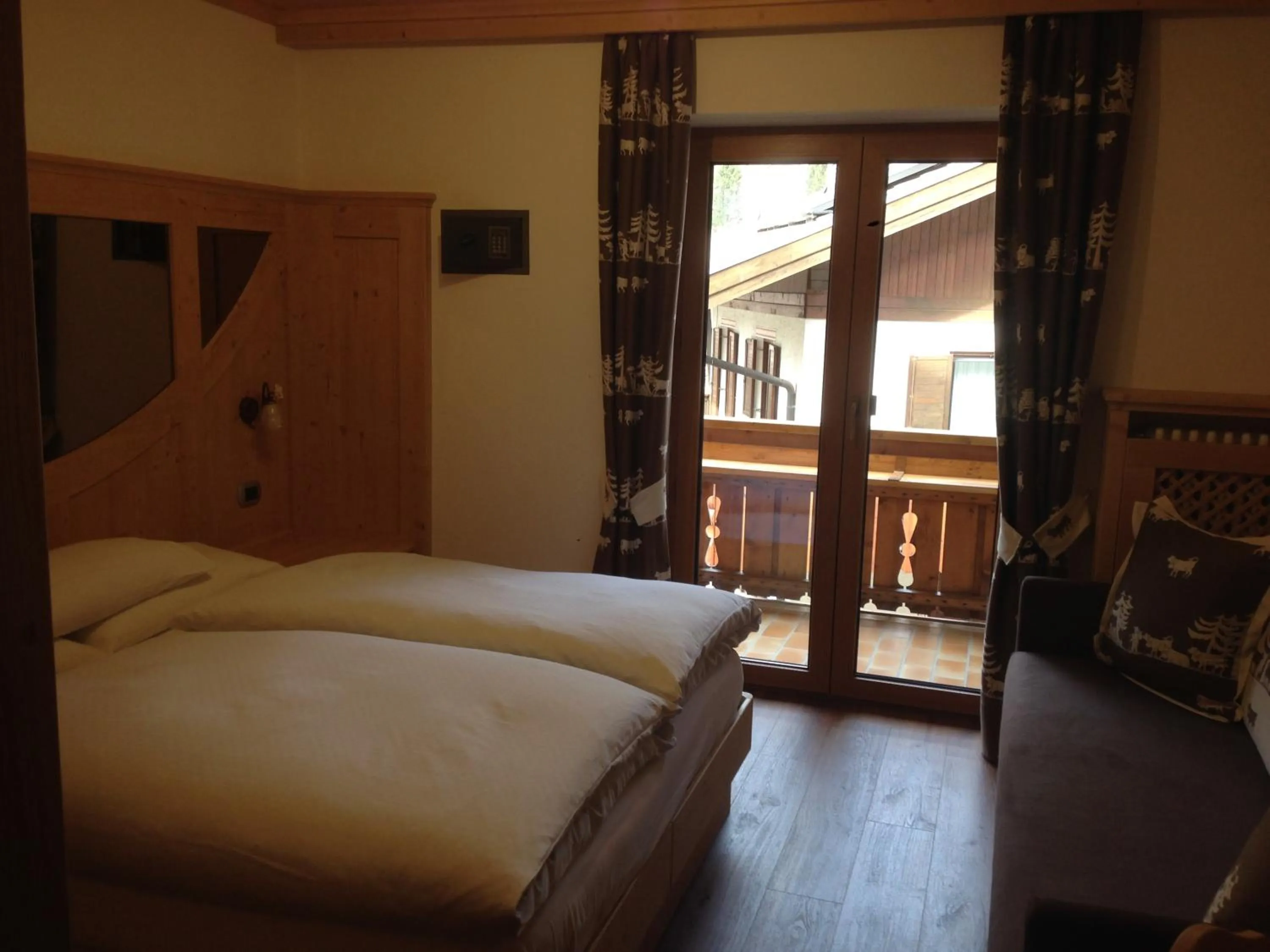 Bedroom, Bed in Hotel El Paster