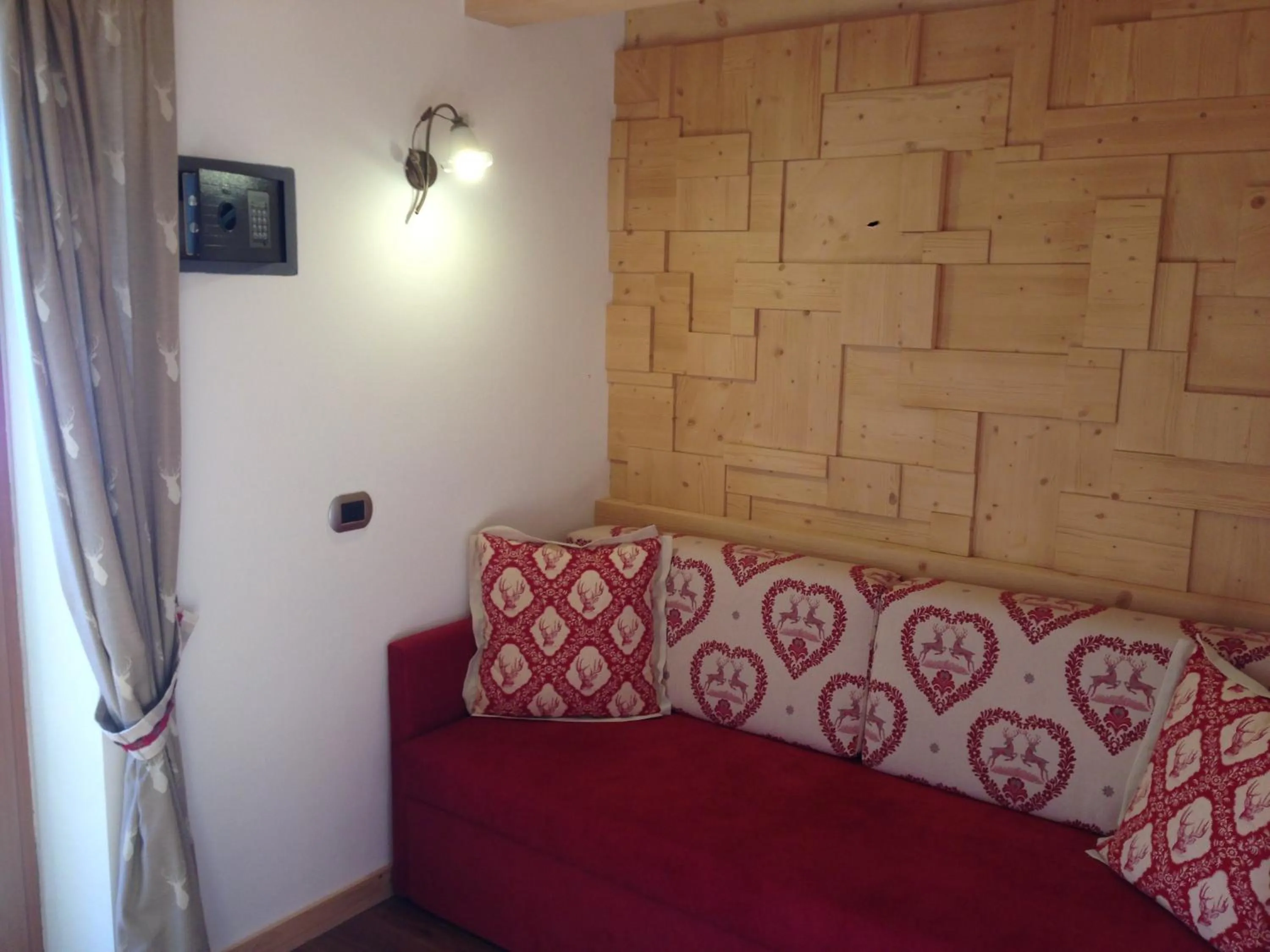 Decorative detail in Hotel El Paster