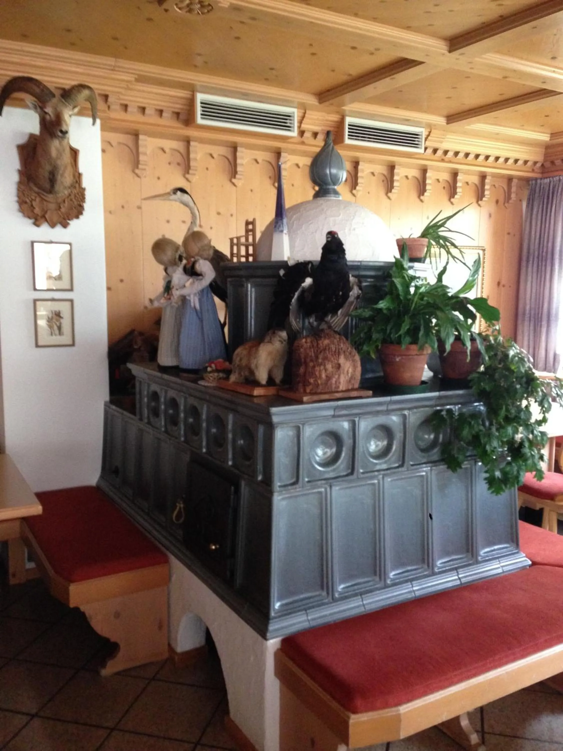 Decorative detail in Hotel El Paster