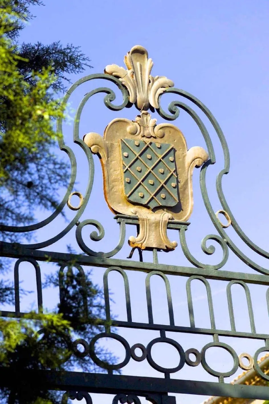 Property logo or sign in Hôtel Château de Cavanac