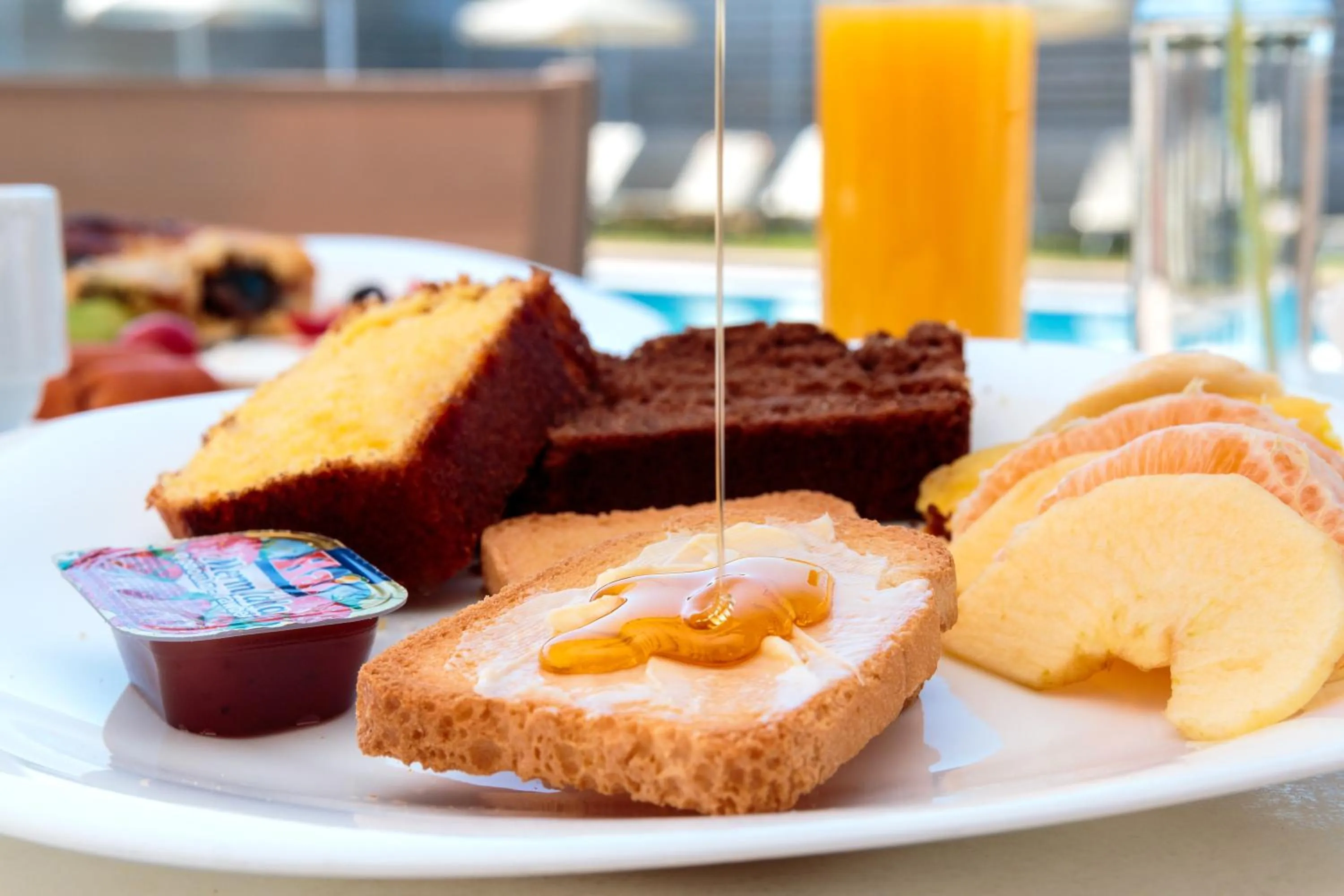 Restaurant/places to eat in Dimitra & Evdokia Hotel