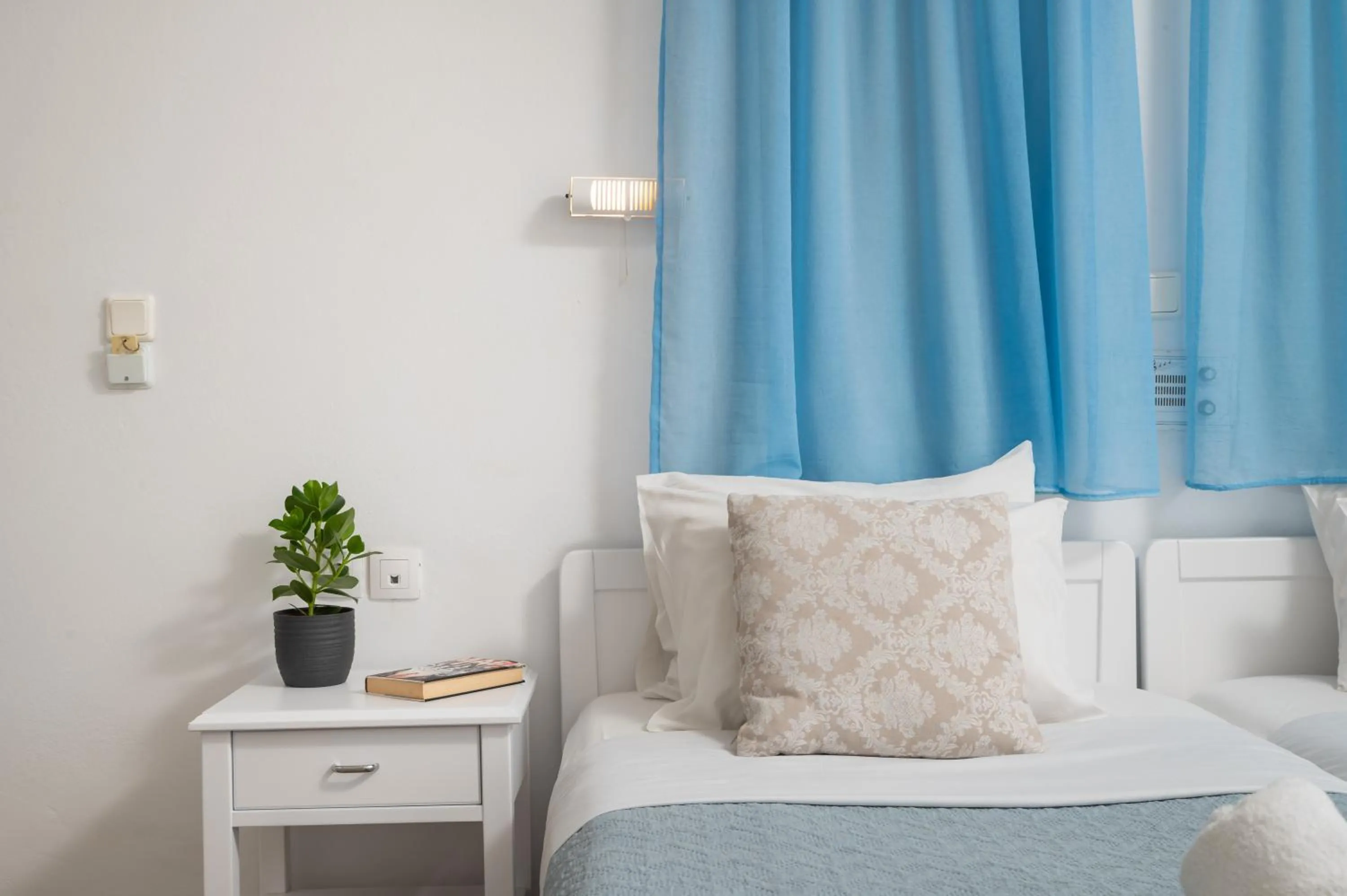 Bed in Dimitra & Evdokia Hotel