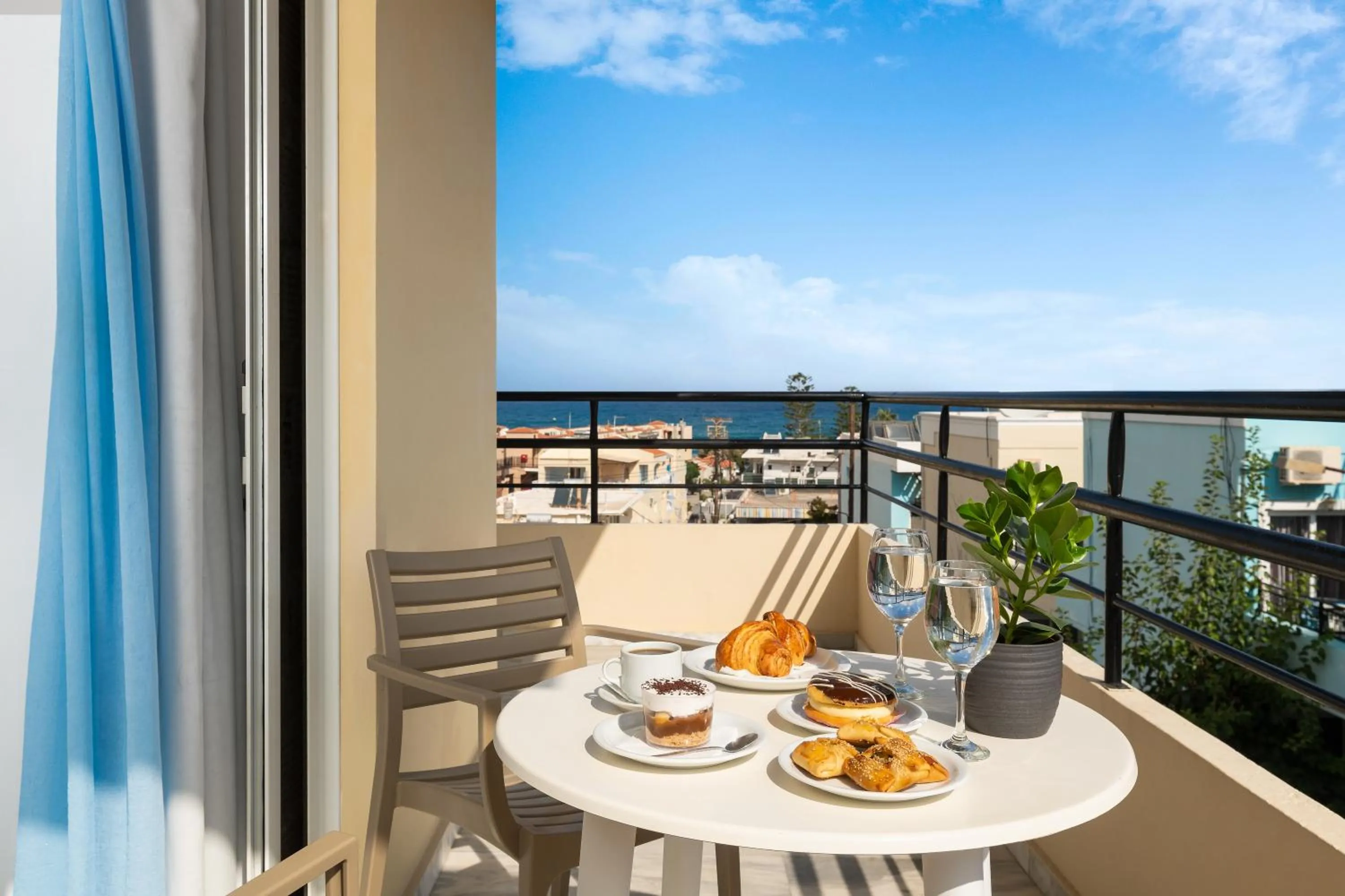 Balcony/Terrace in Dimitra & Evdokia Hotel