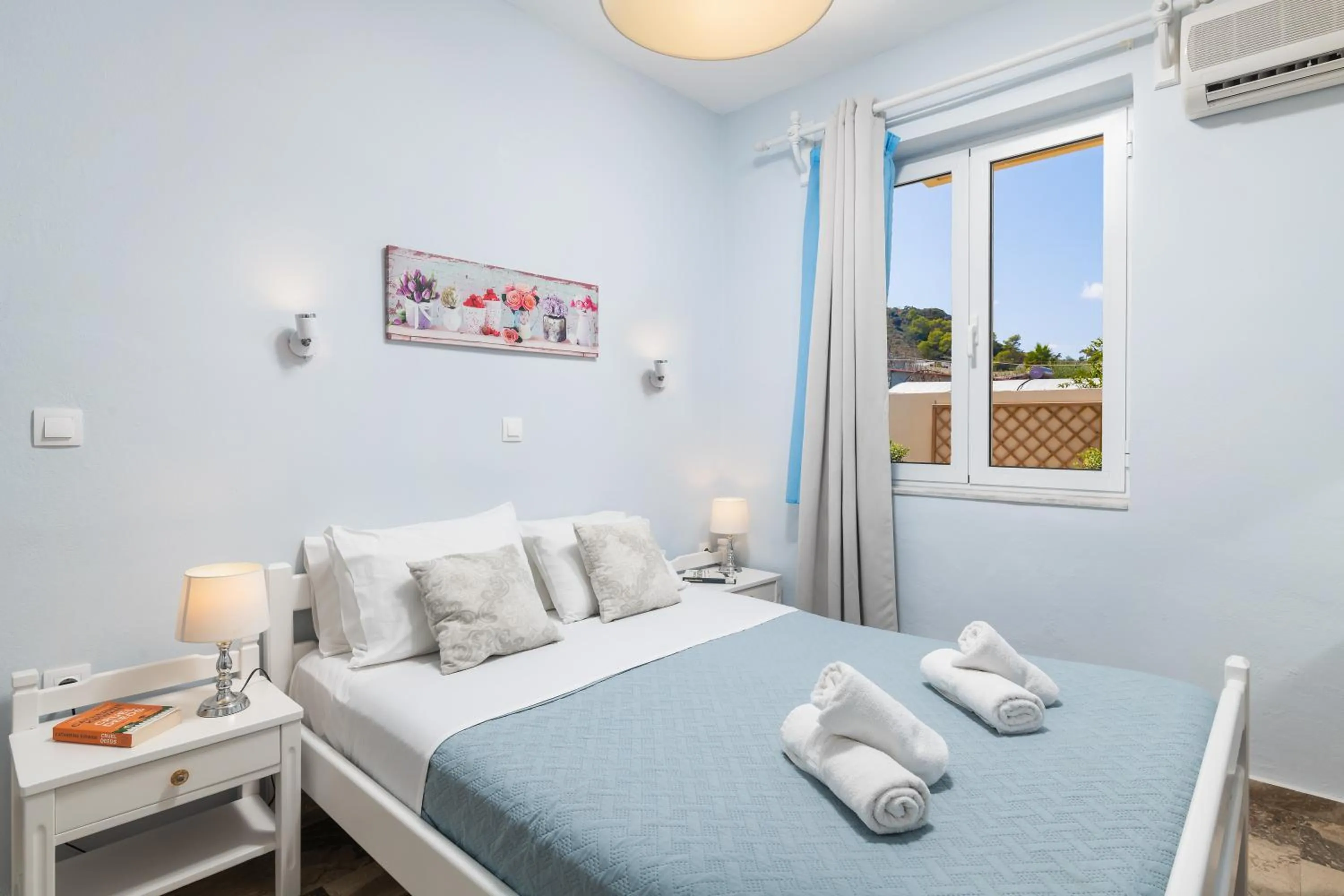 Bedroom, Bed in Dimitra & Evdokia Hotel