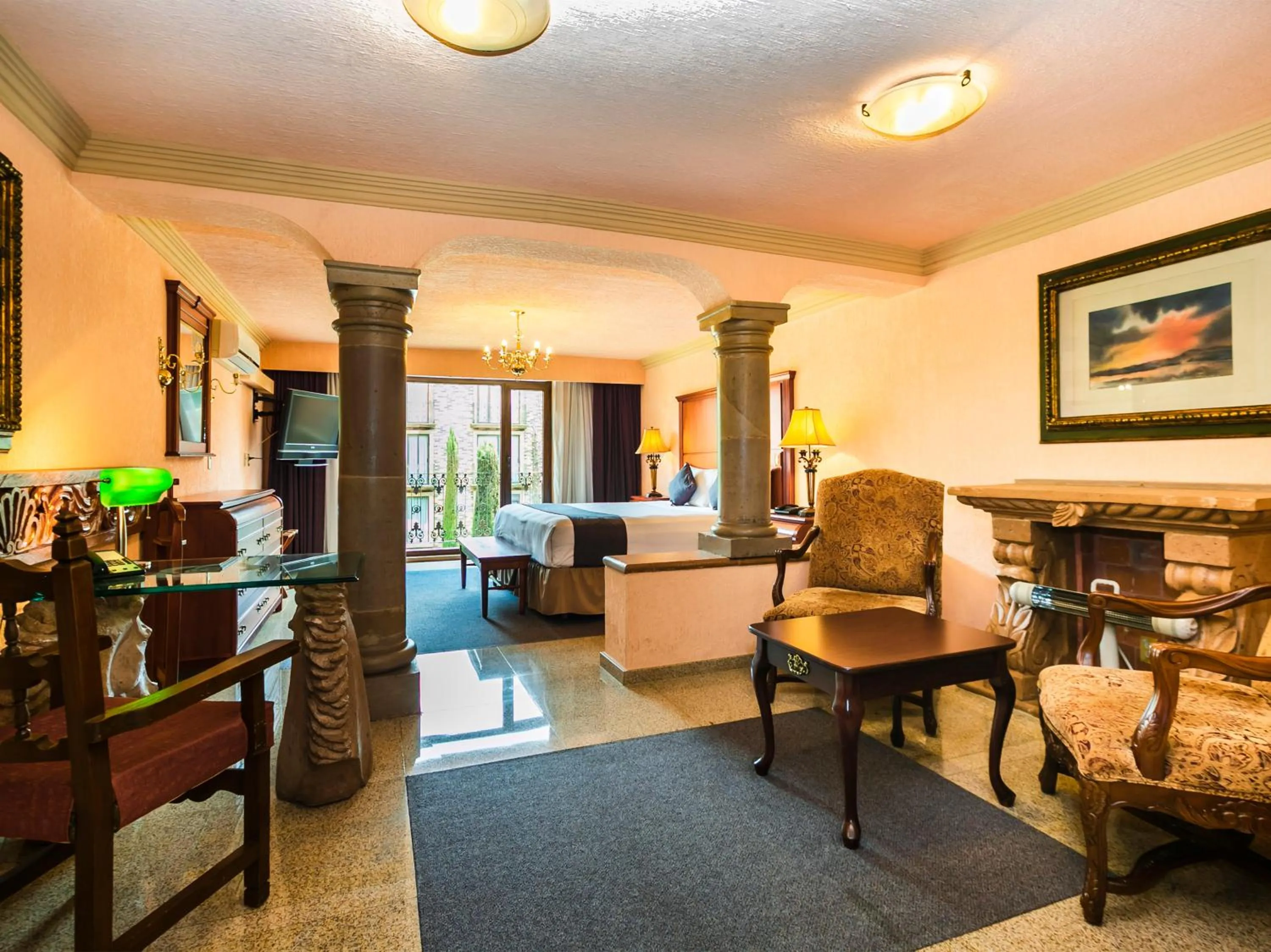 Seating area in Quinta del Rey Hotel