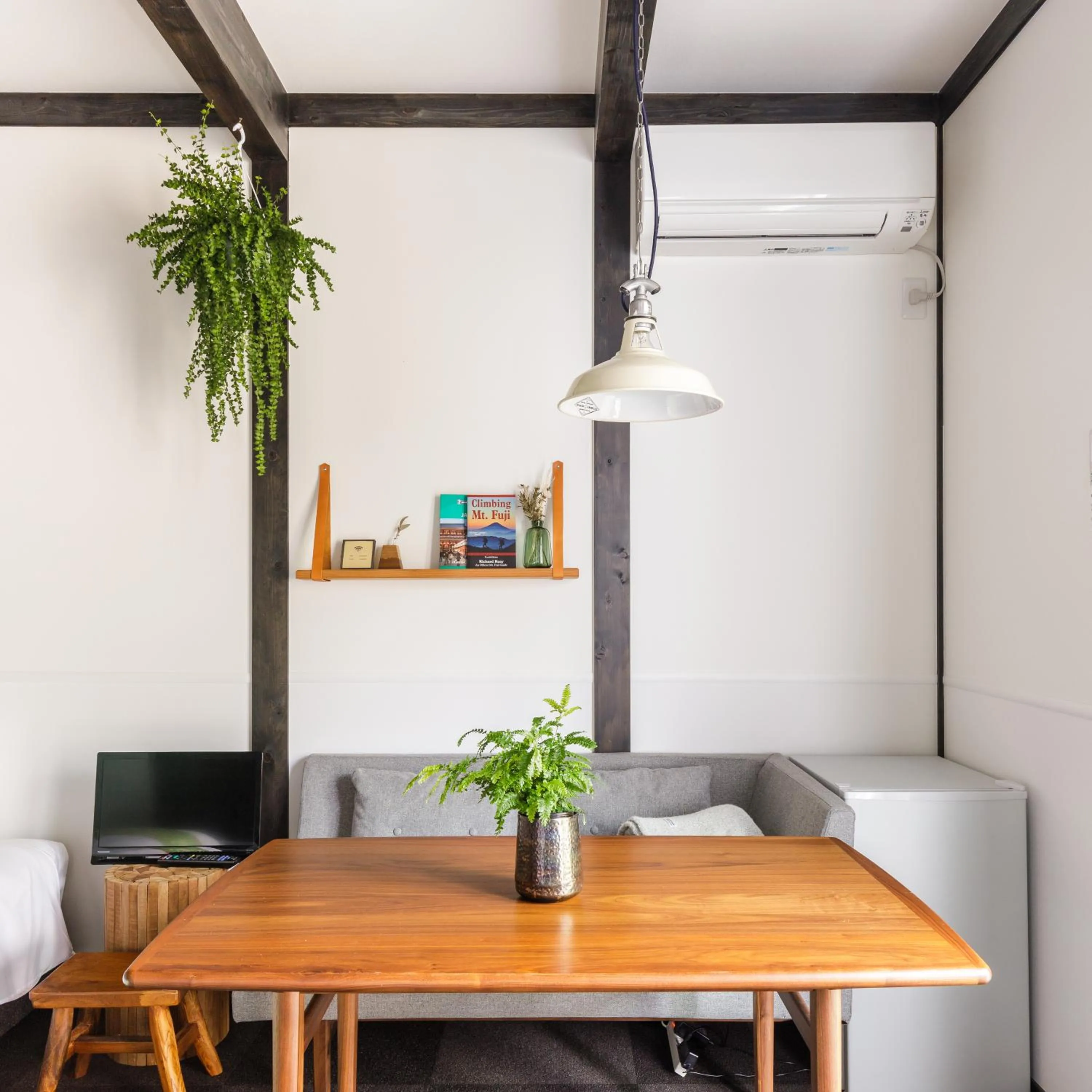 Dining area in JINYA Fujikawaguchiko