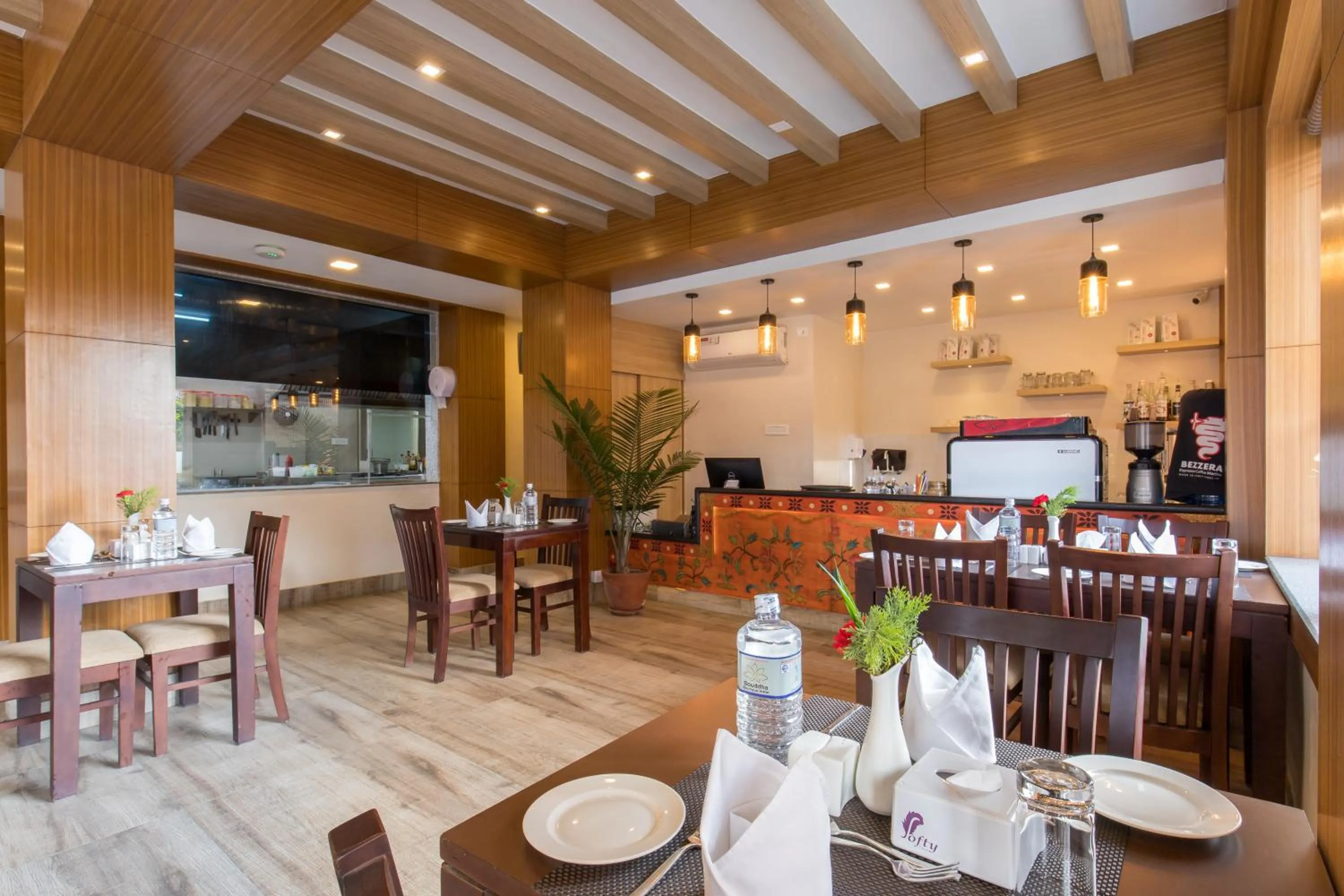Restaurant/places to eat in Boudha Boutique Hotel