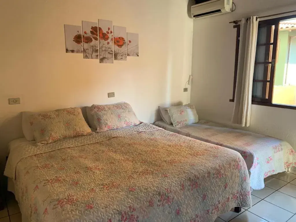 Two-Bedroom Apartment in Pousada Irmãos do Mar Two-Bedroom Apartment in Pousada Irmãos do Mar