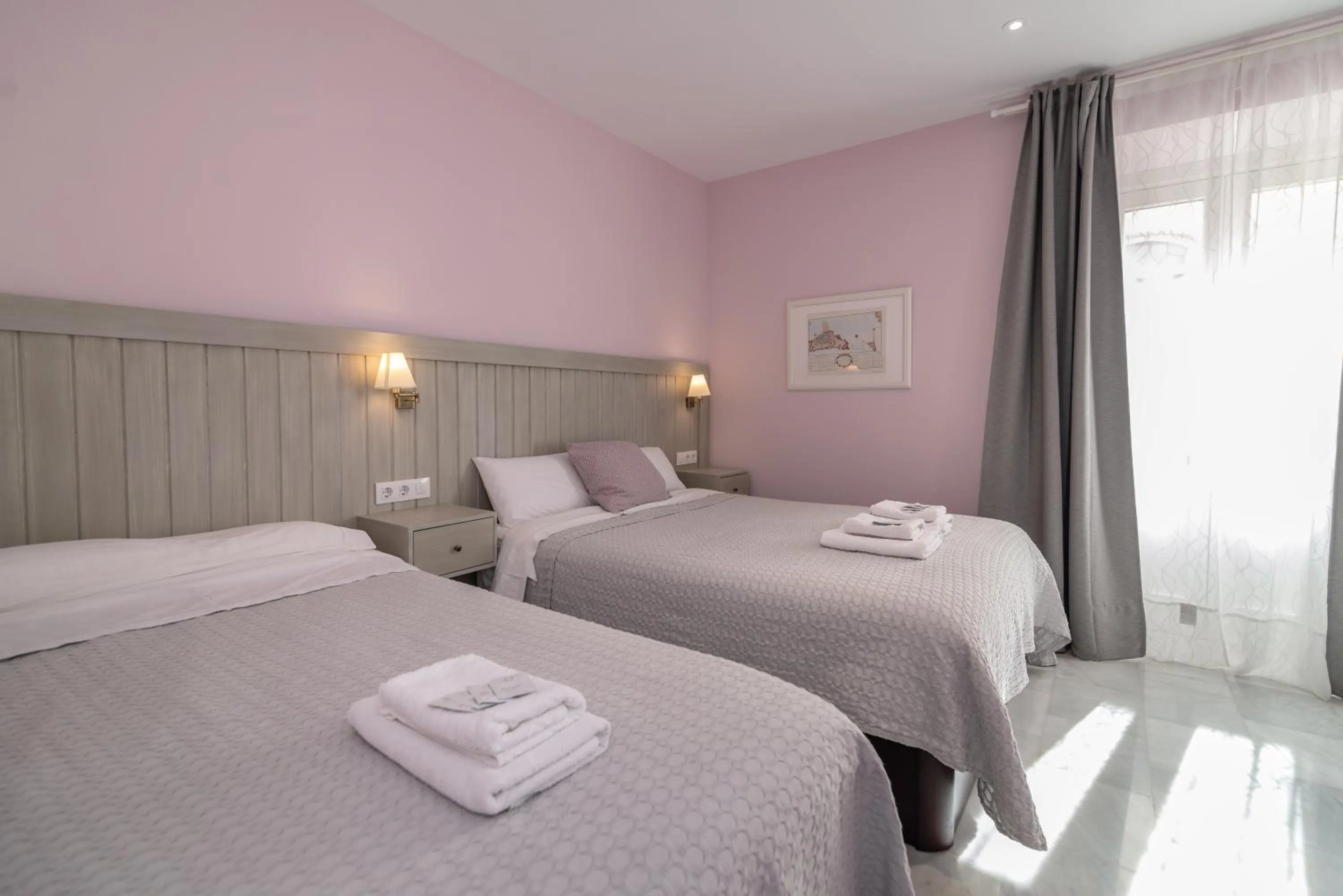 Photo of the whole room, Bed in Casa Patio del Panadero