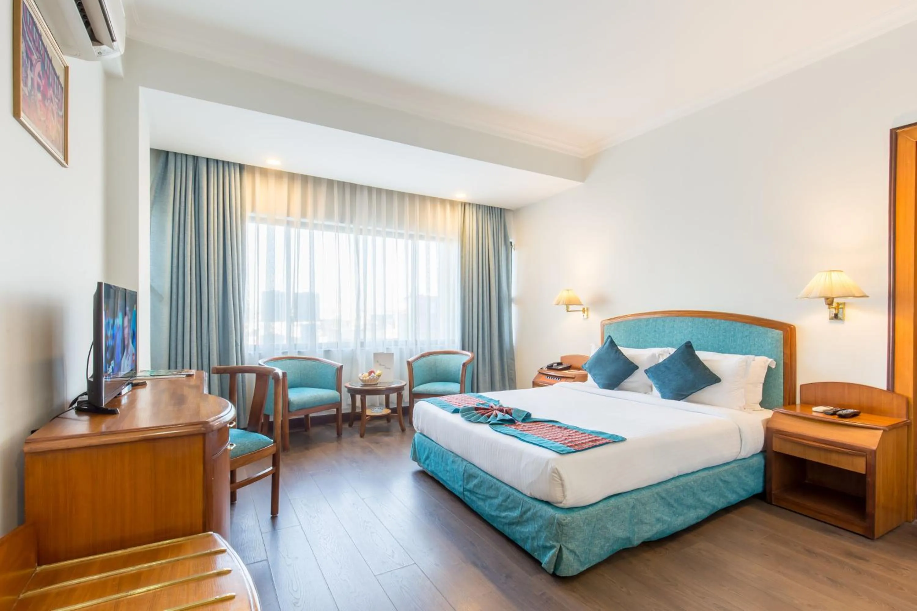 Photo of the whole room in Hotel Le Himalaya