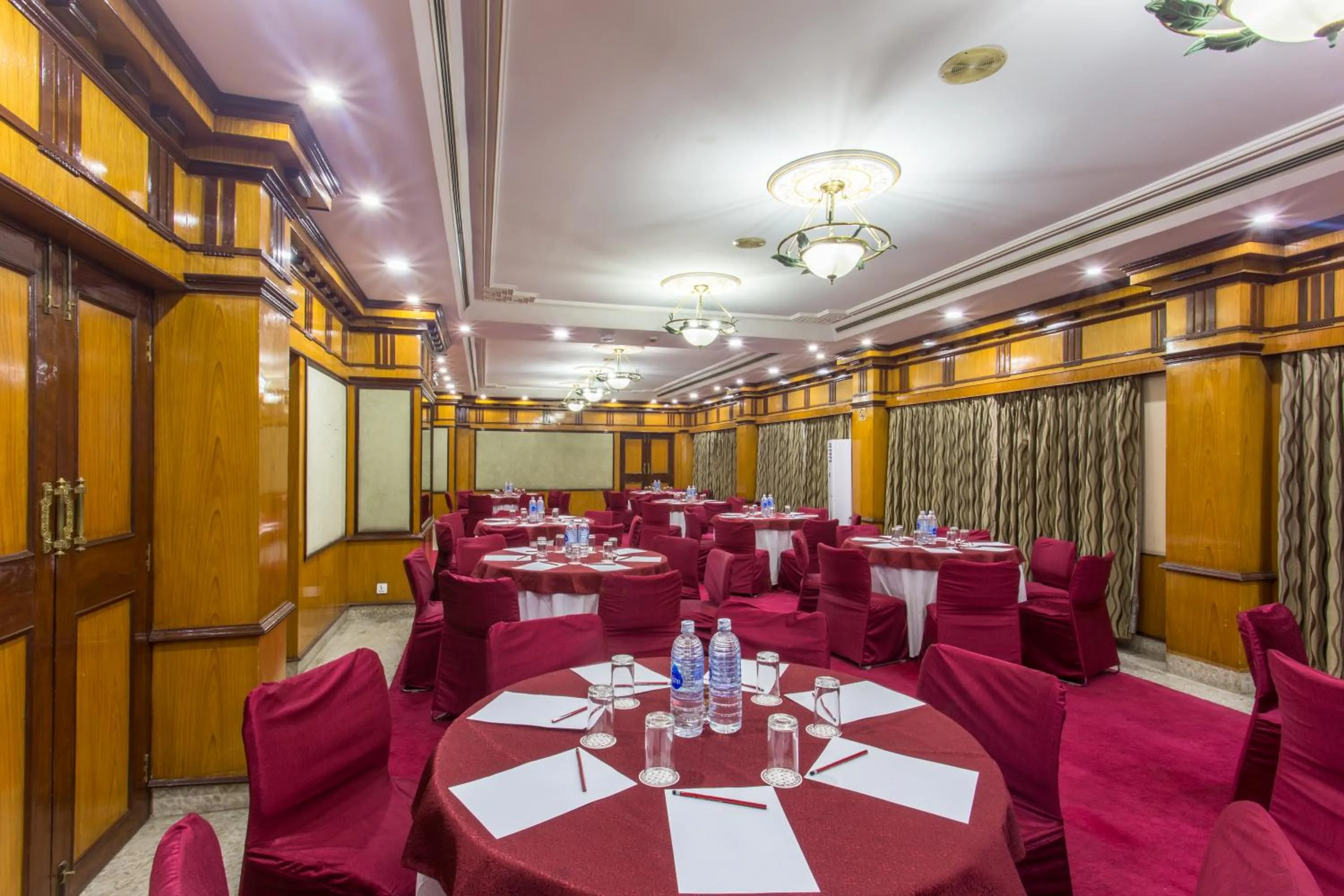 Meeting/conference room in Hotel Le Himalaya