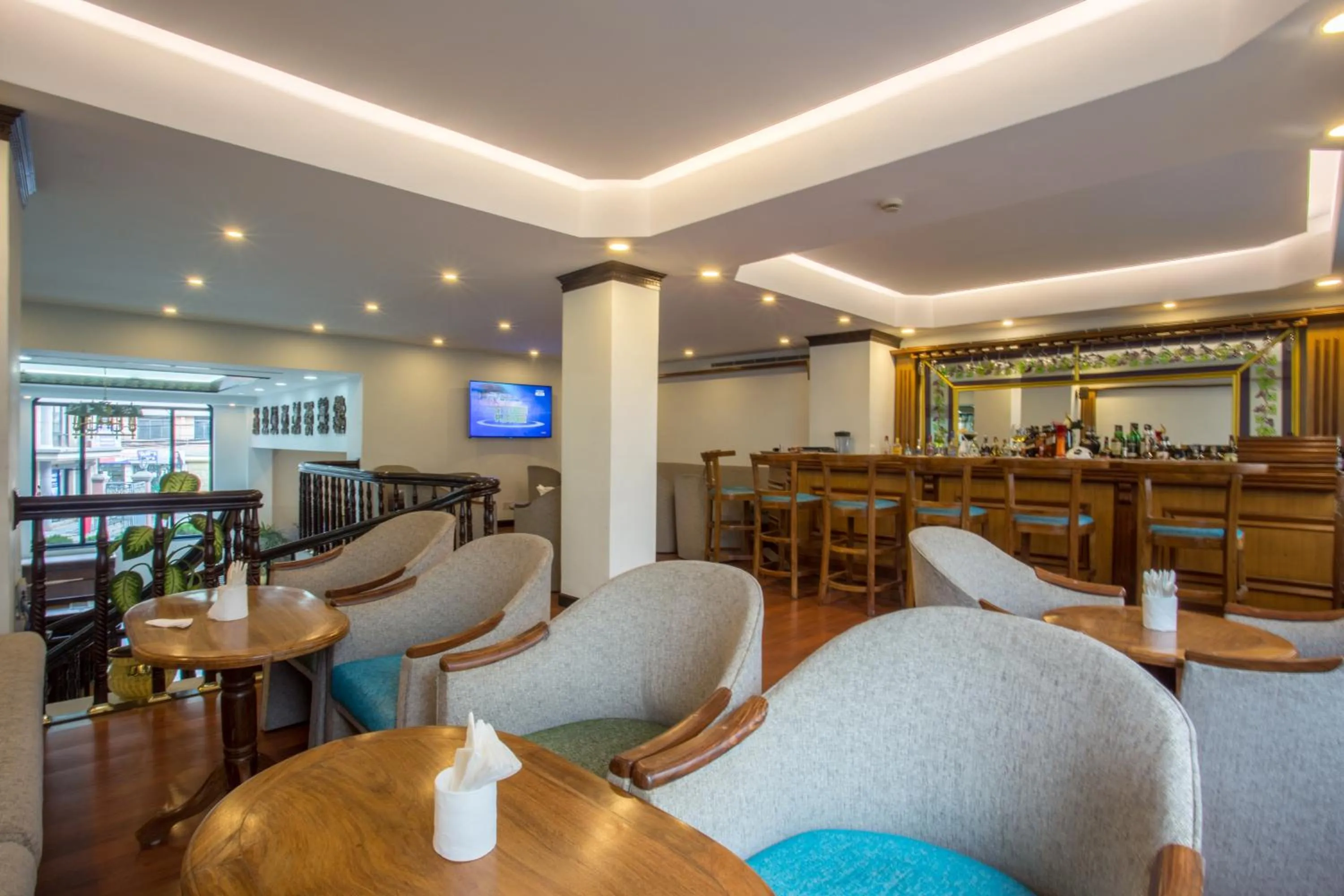 Drinks in Hotel Le Himalaya