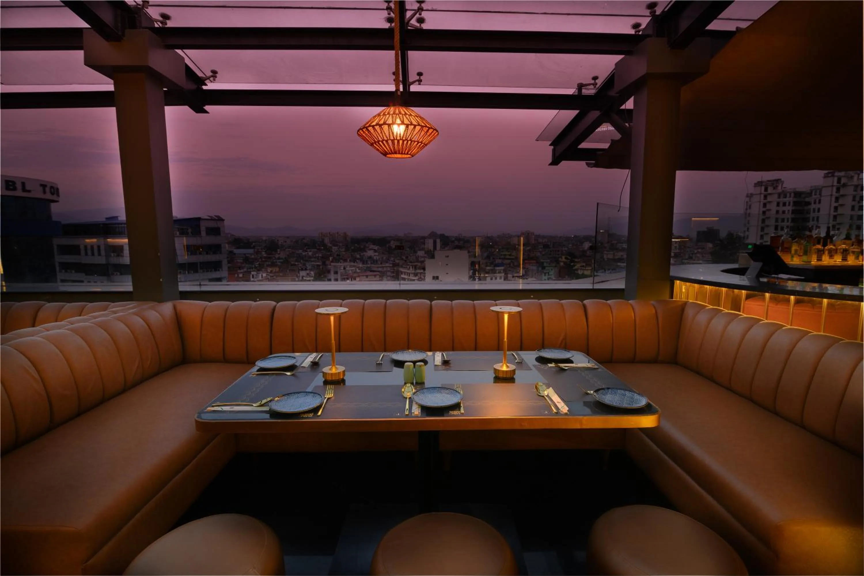 Dining area in Hotel Le Himalaya