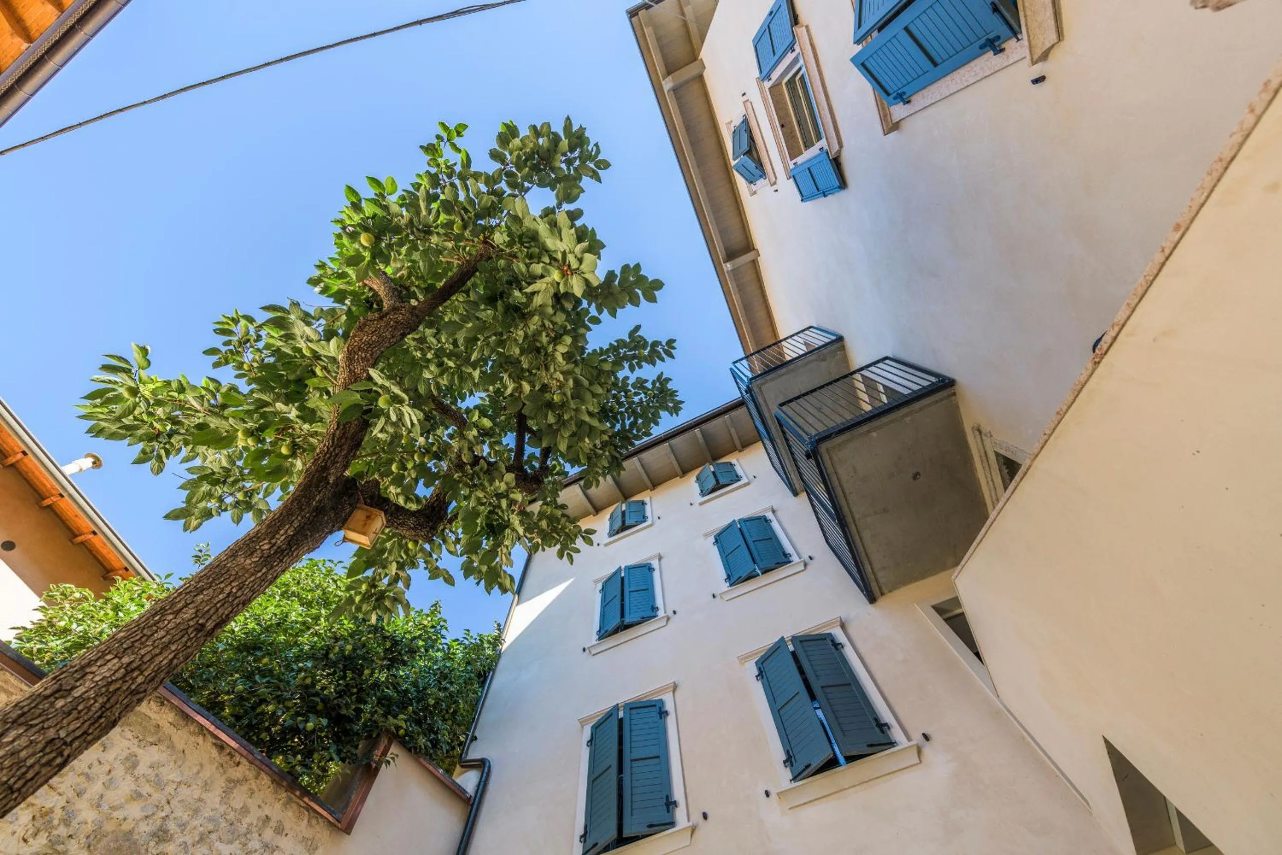 Property building in Casa Kaki - Eco friendly Apartments with Parking & Private Courtyard