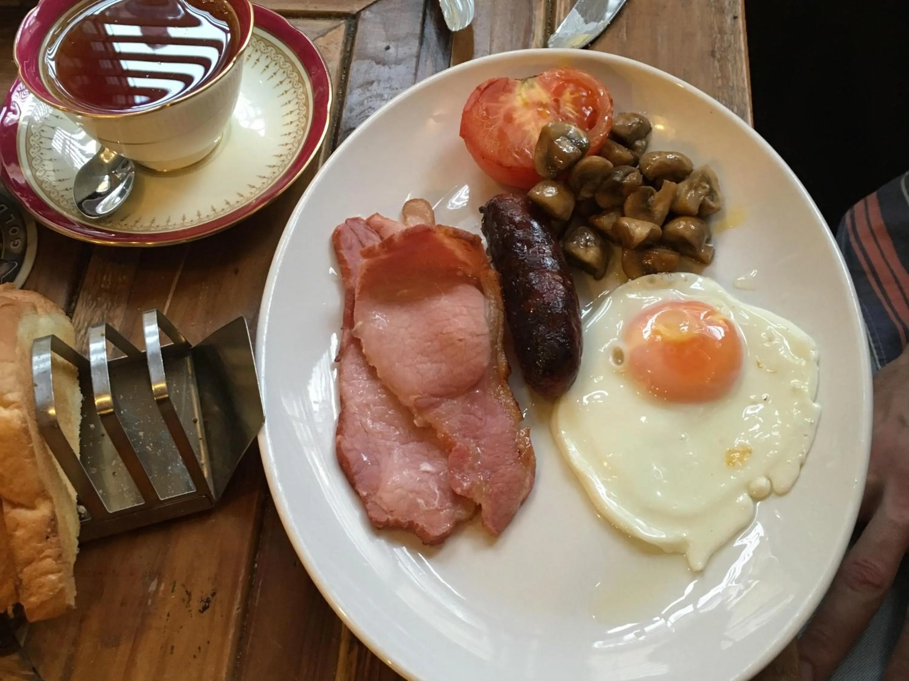 Dining area in Phelips Arms