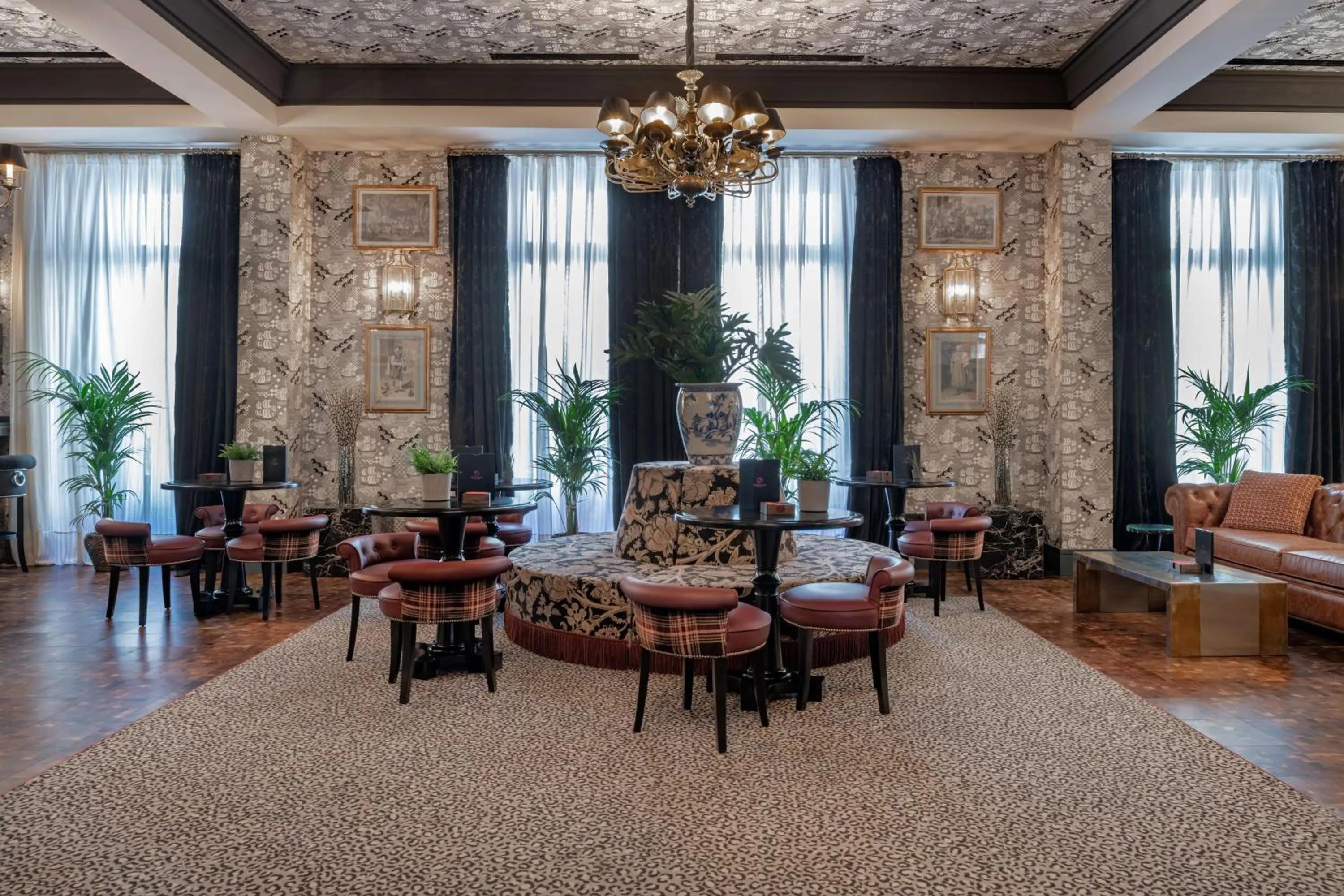 Lounge or bar in NH Collection Colón Valencia