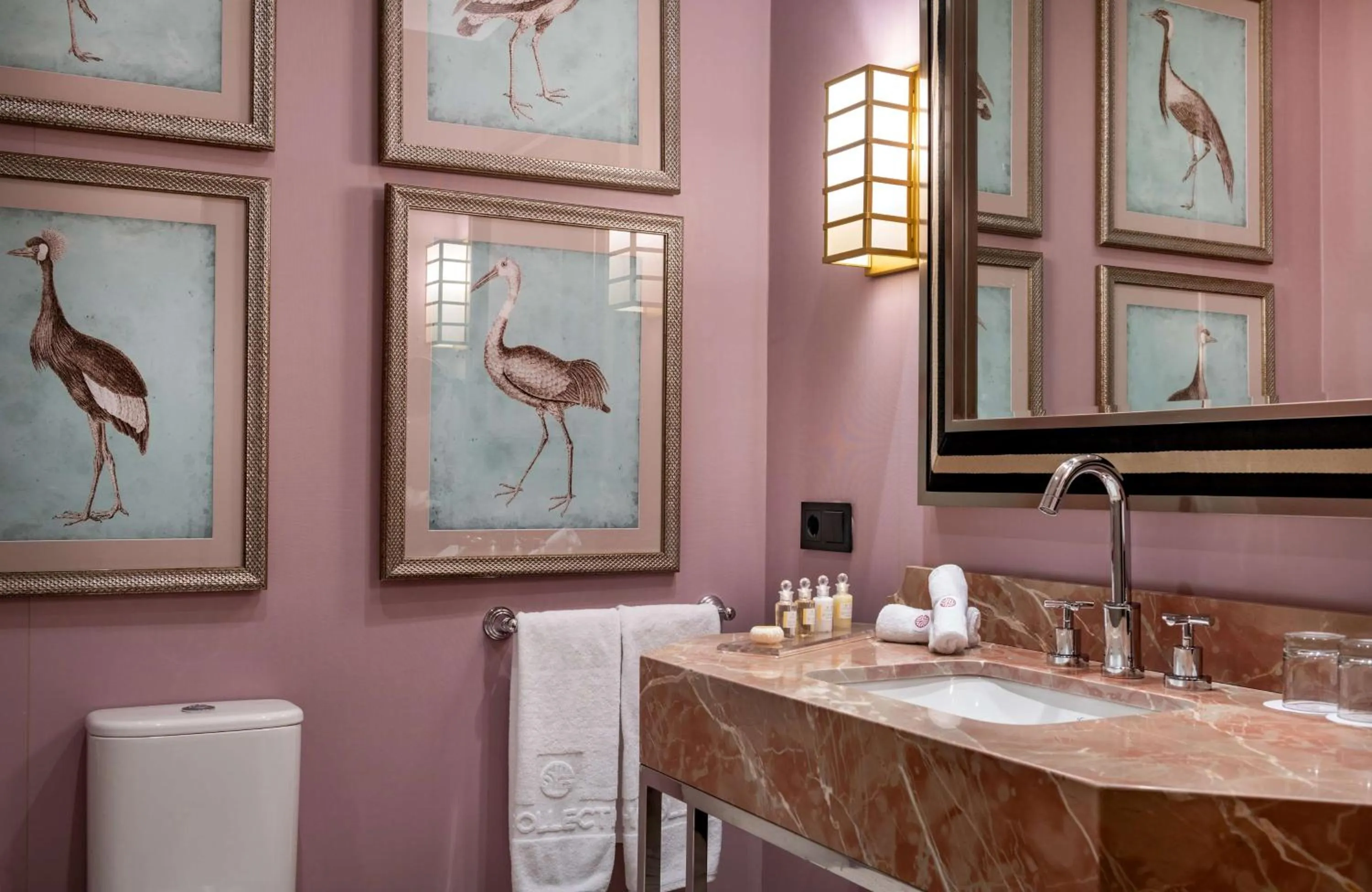 Bathroom in NH Collection Colón Valencia