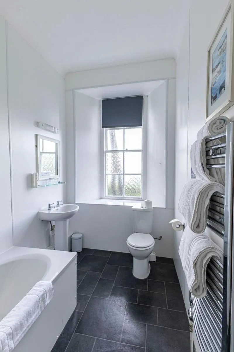 Toilet in Tregenna Castle Resort