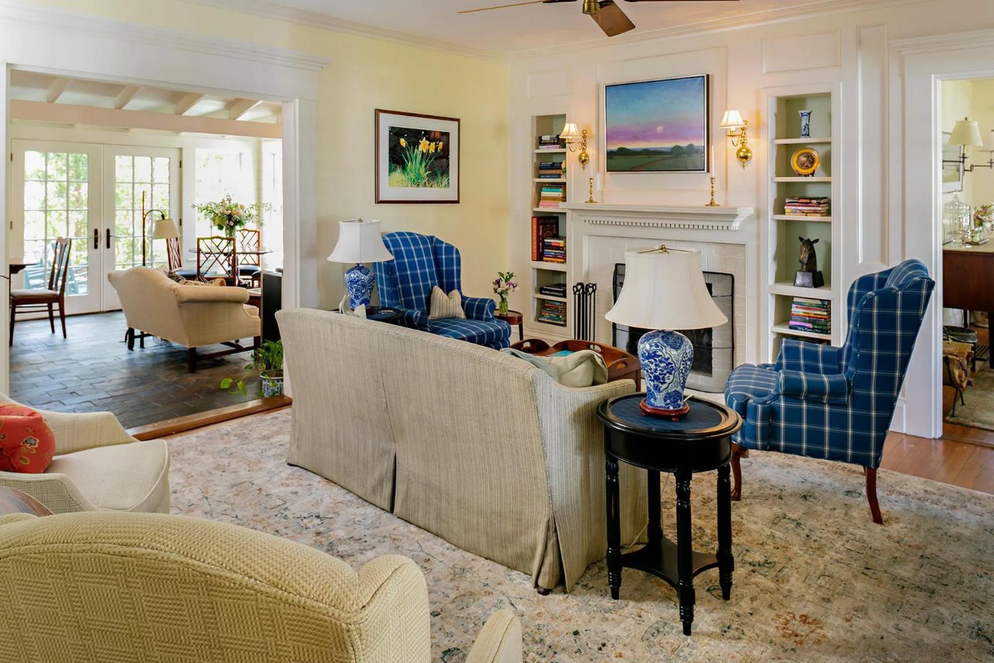 Living room in Hob Knob