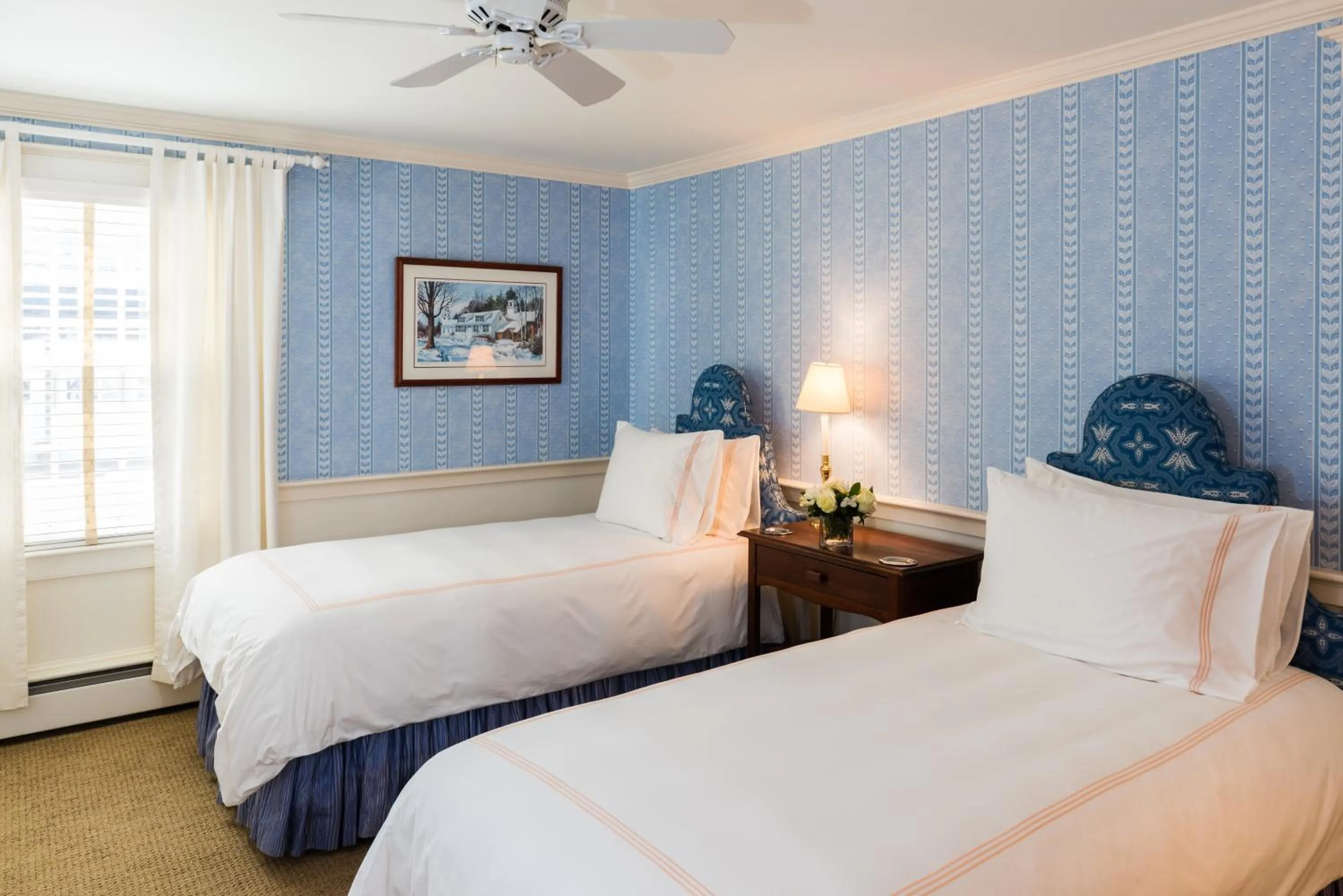 Photo of the whole room, Bed in Hob Knob