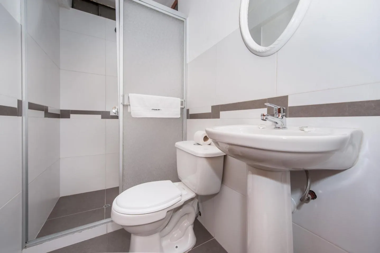 Bathroom in Ayenda Posada Inn