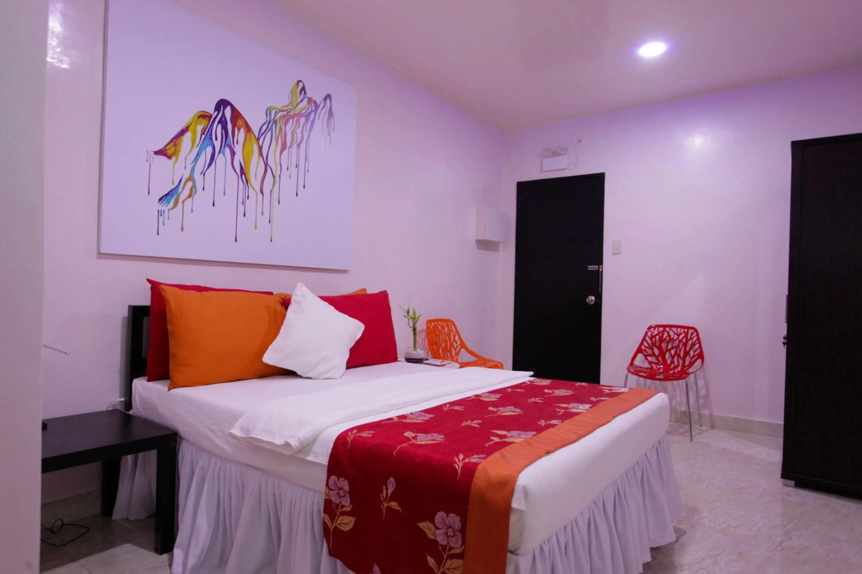 Bed in HalfWay House Hostel Mactan Cebu Airport