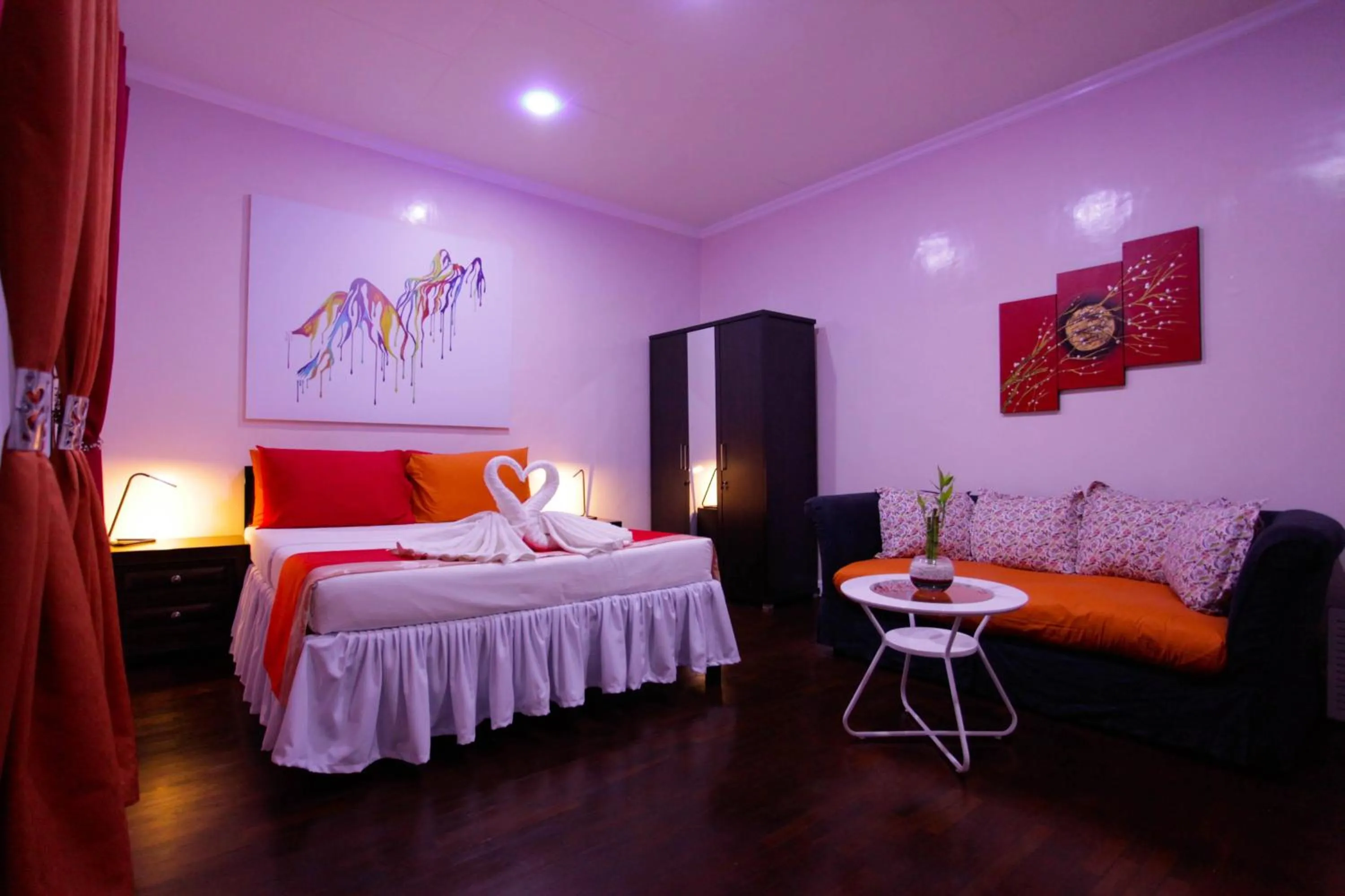 Bed in HalfWay House Hostel Mactan Cebu Airport