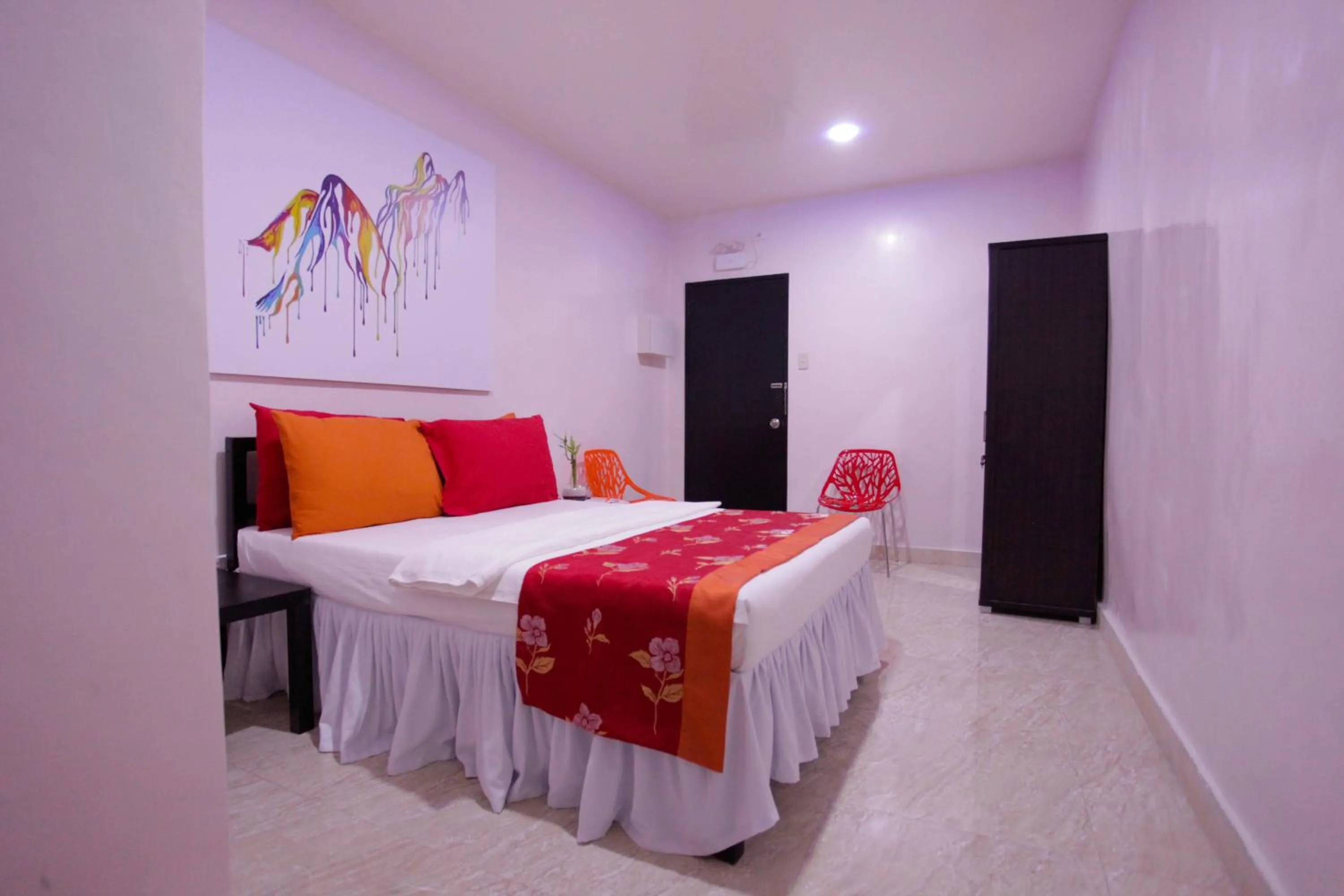 Bed in HalfWay House Hostel Mactan Cebu Airport