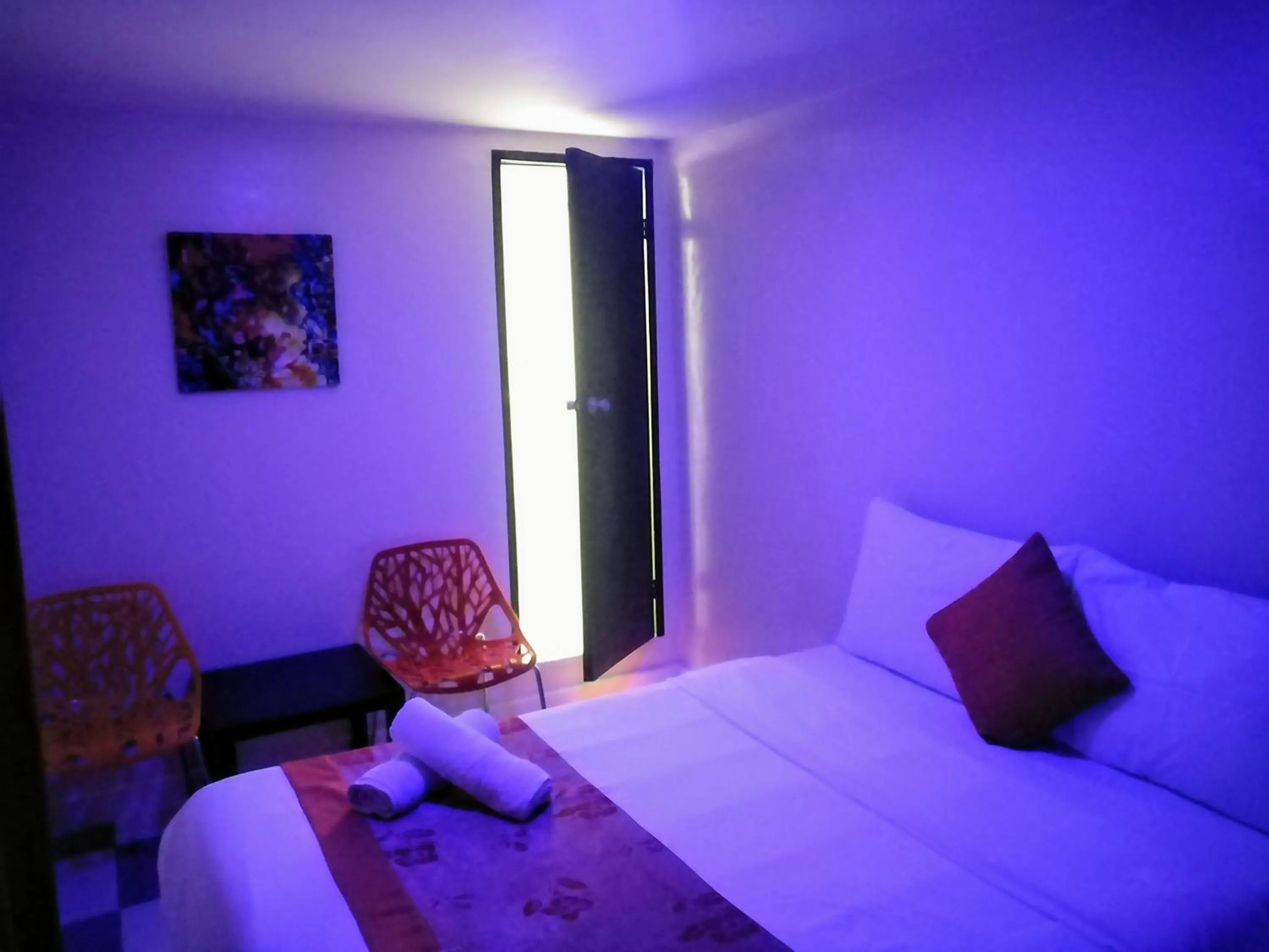 Bed in HalfWay House Hostel Mactan Cebu Airport