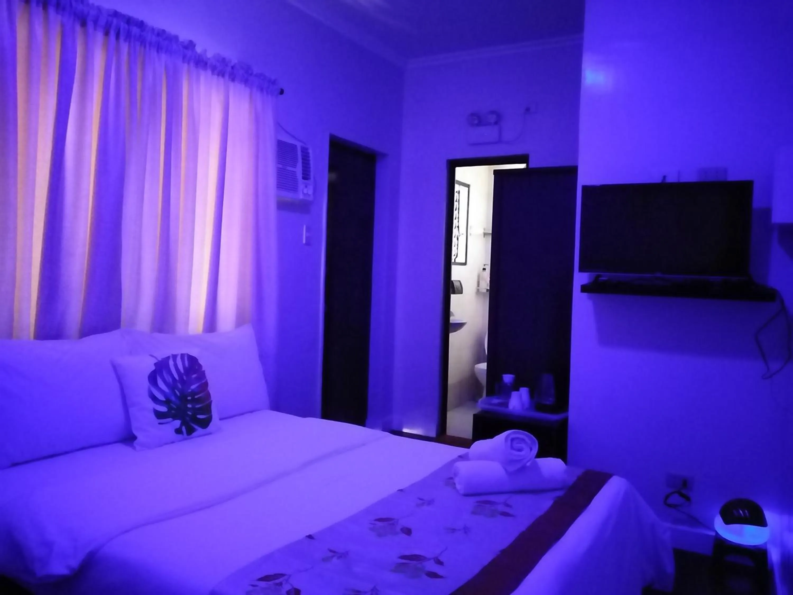 Bed in HalfWay House Hostel Mactan Cebu Airport
