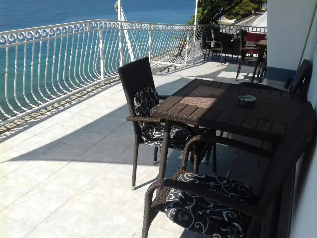 APARTMANI LAŠTRO