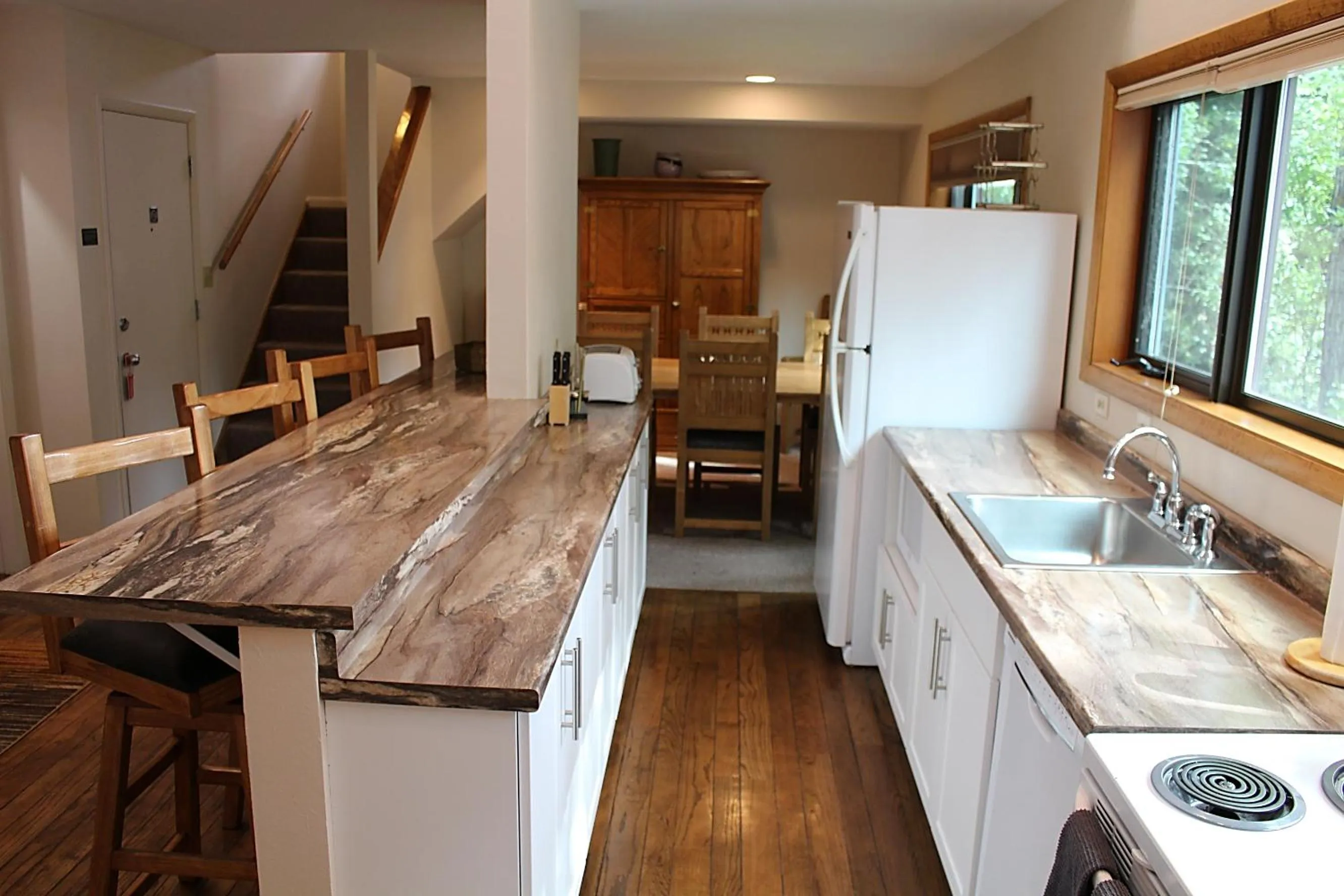 Shadow Mountain Lodge