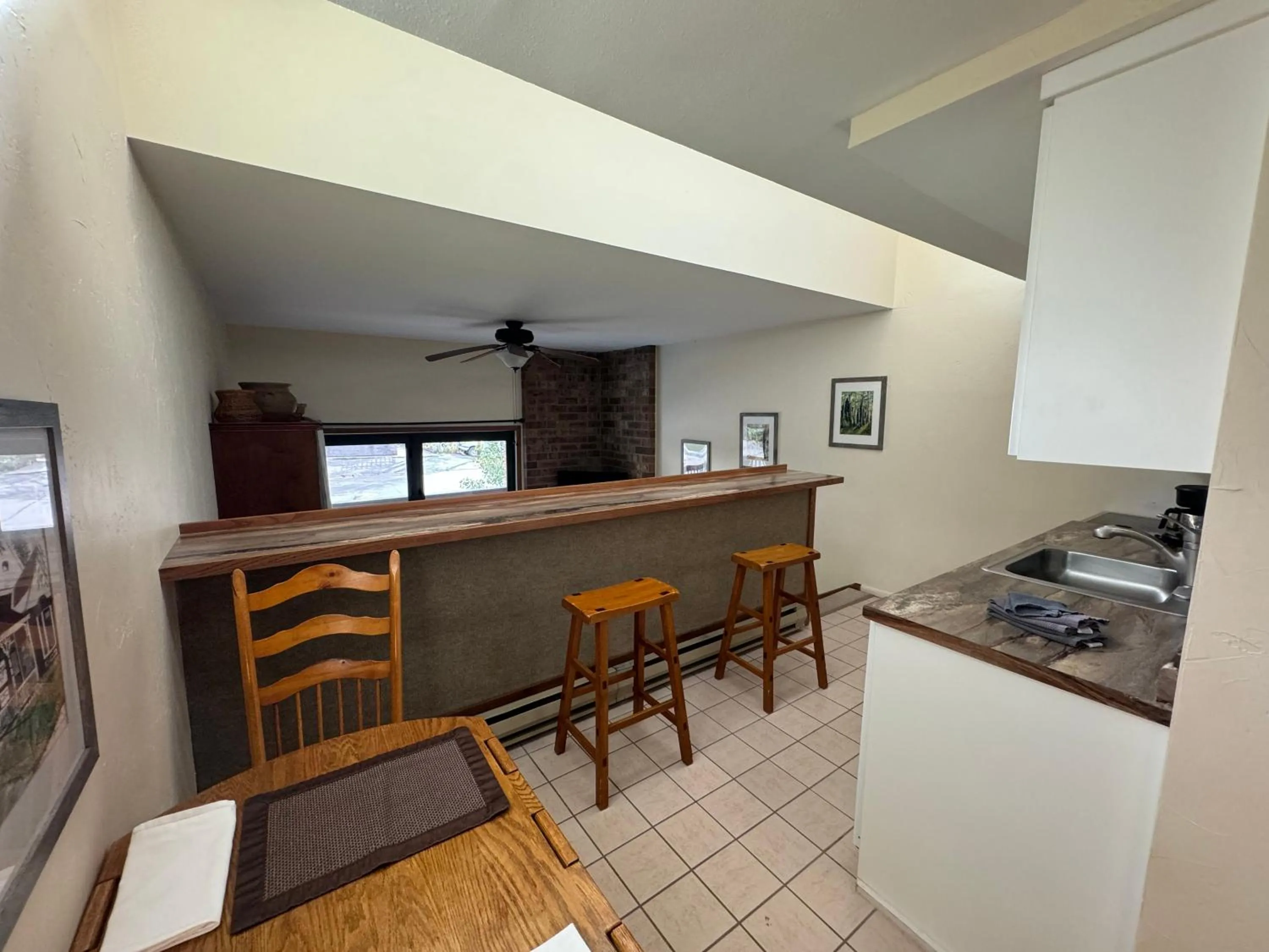 Shadow Mountain Lodge