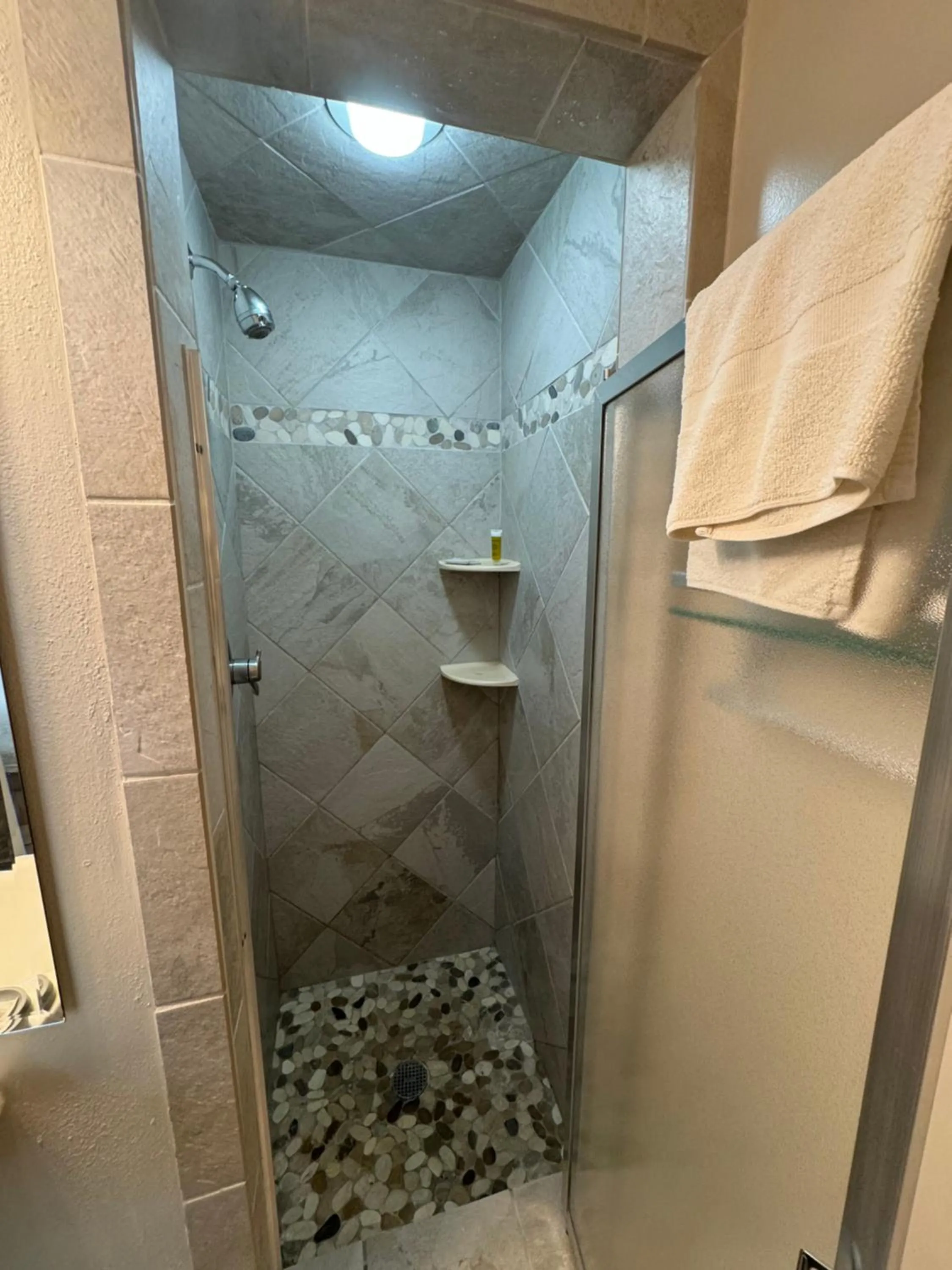 Shadow Mountain Lodge