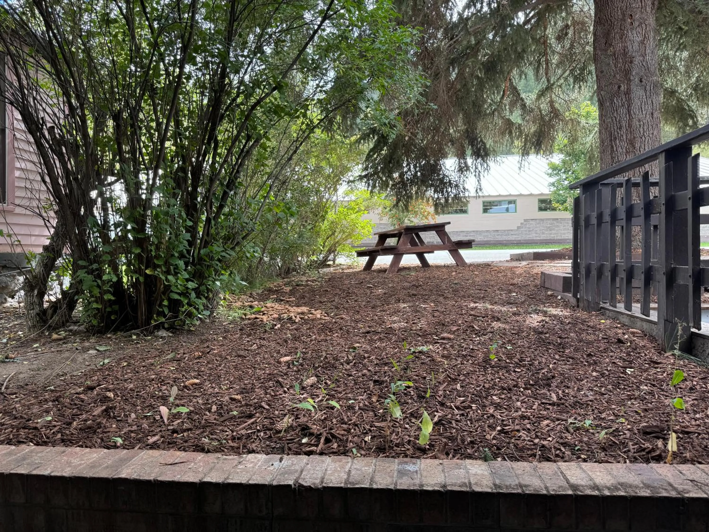 Shadow Mountain Lodge