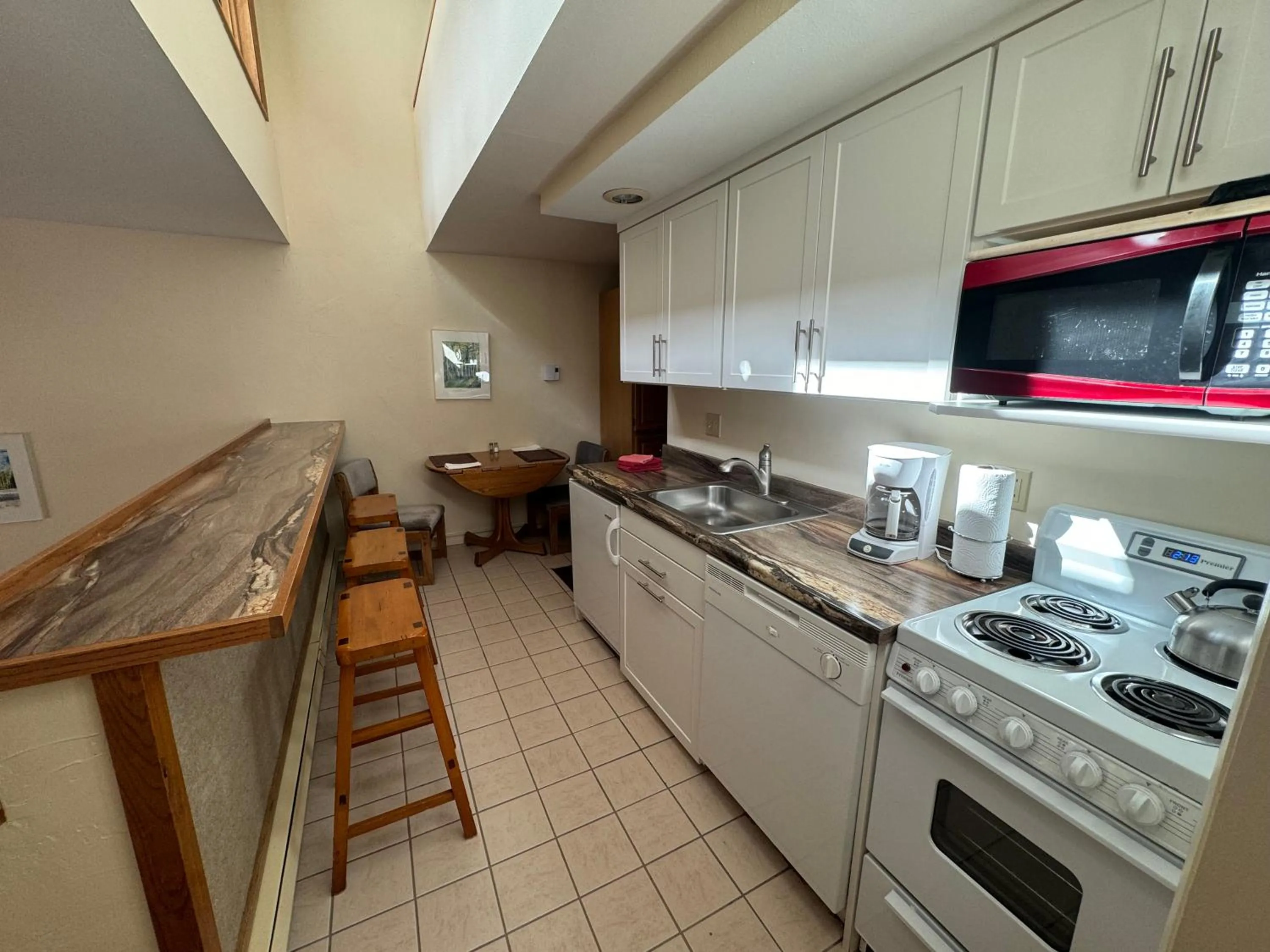 Shadow Mountain Lodge