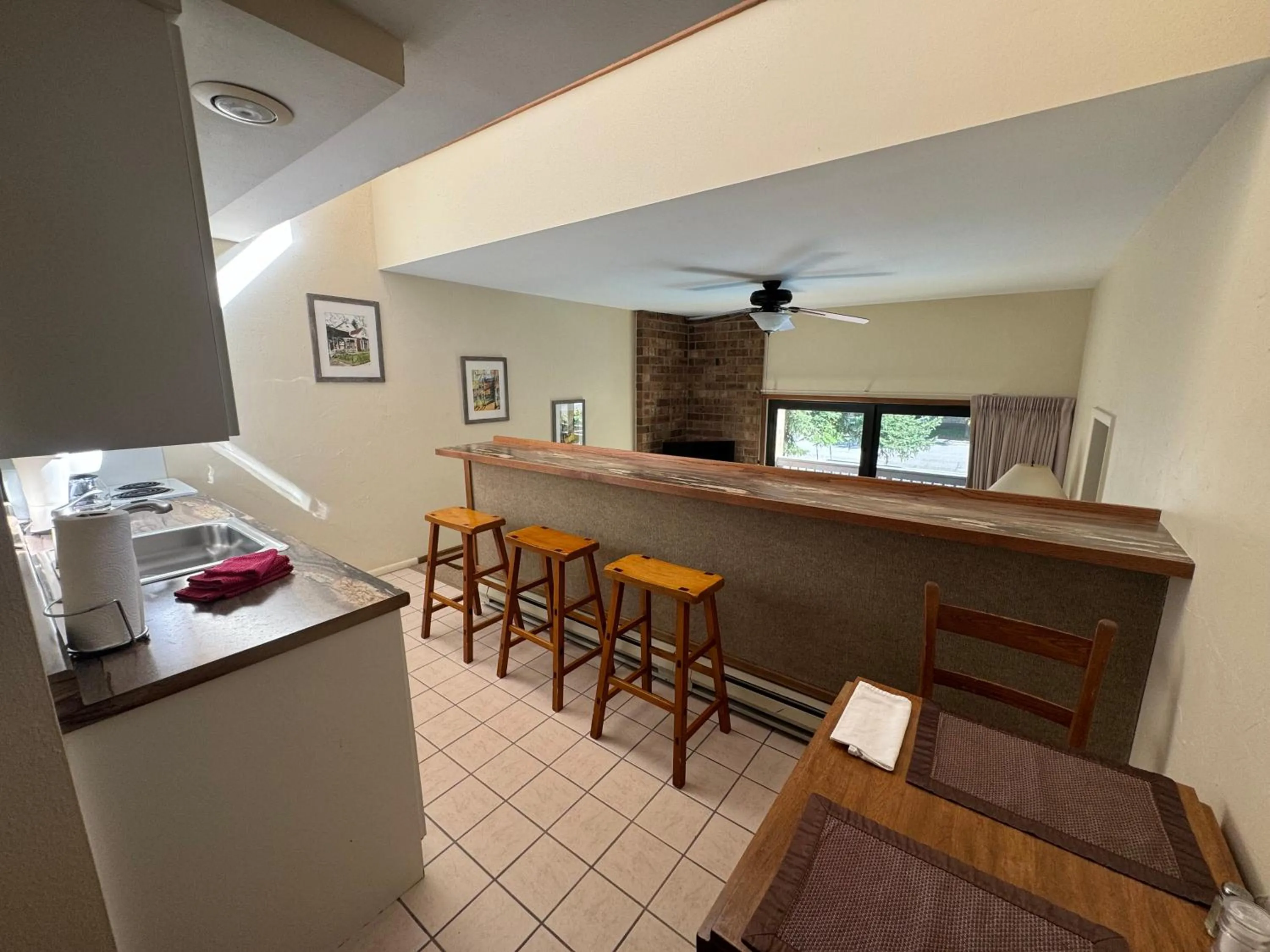 Shadow Mountain Lodge