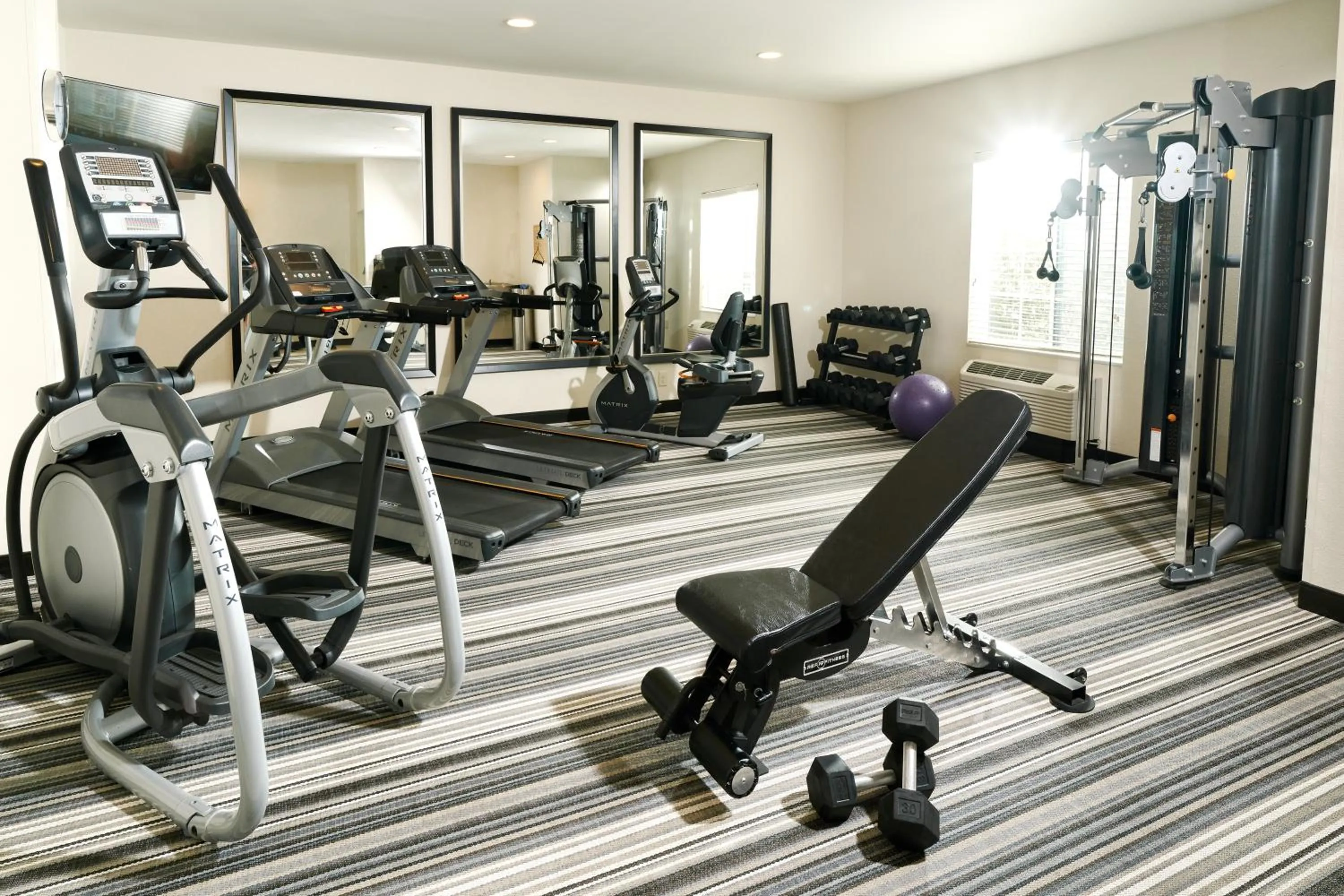 Fitness centre/facilities, Fitness Center/Facilities in Candlewood Suites Lakewood, an IHG Hotel