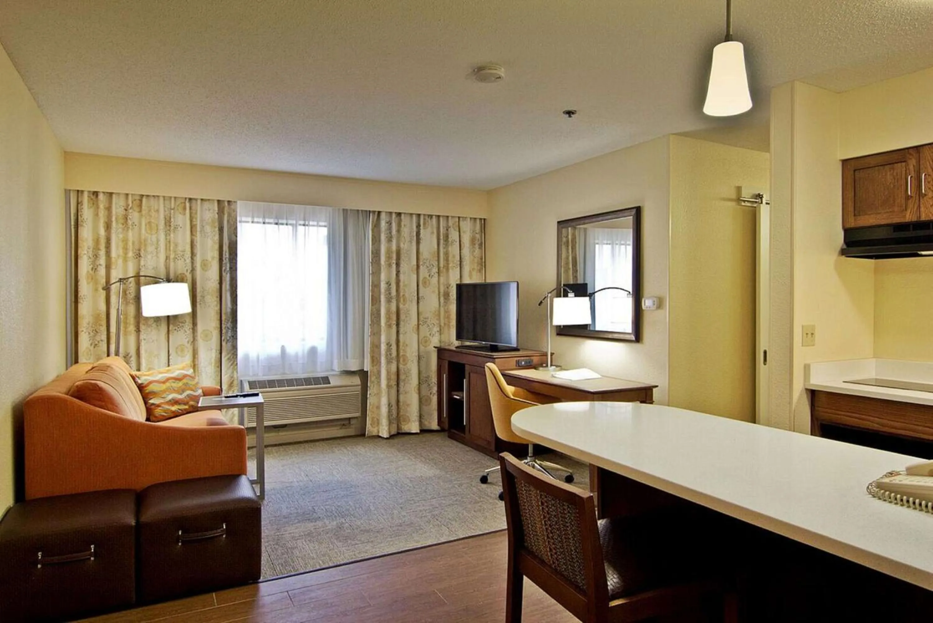 Living room in Hampton Inn & Suites Chillicothe