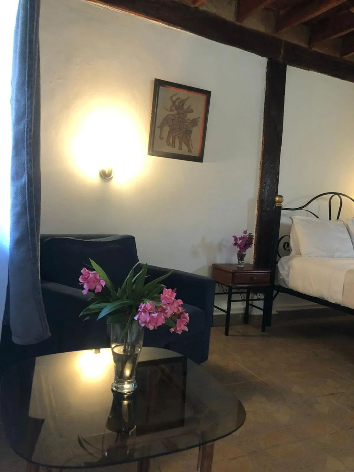 Living room, Bed in Hotel Gerald