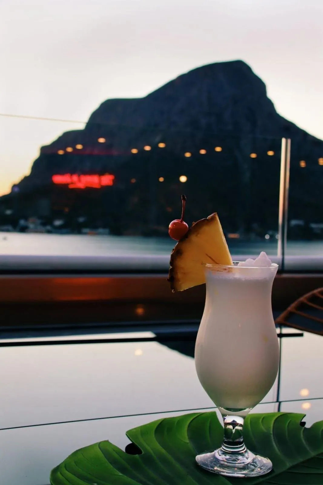 Restaurant/places to eat in Hyperion Hotel