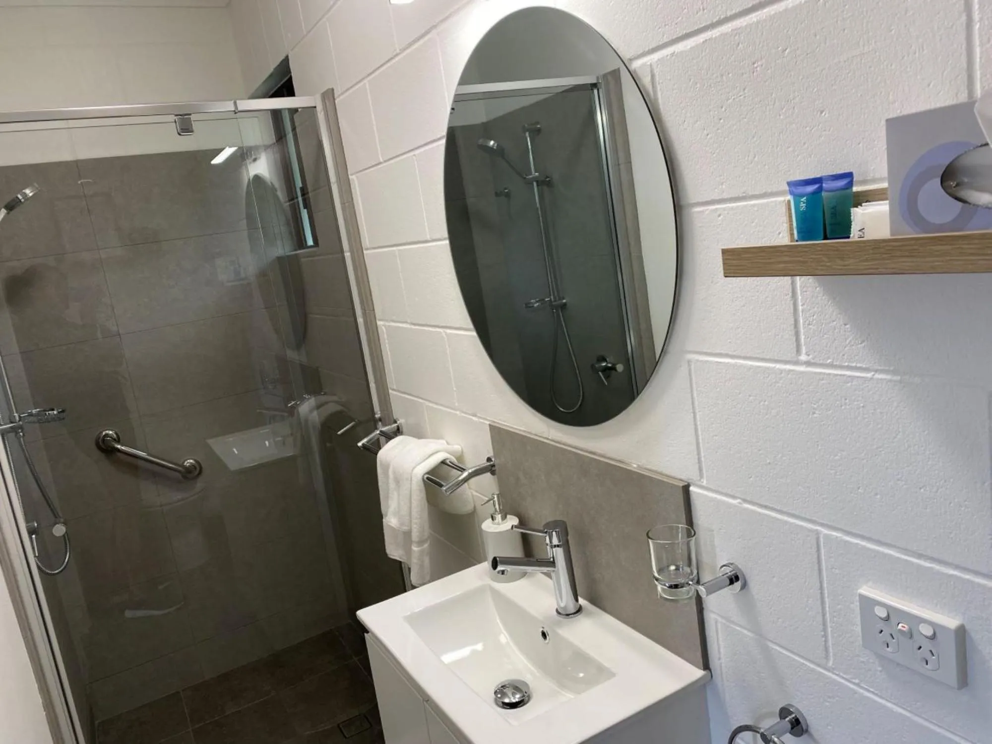 Bathroom in Moffat Beach Motel Caloundra